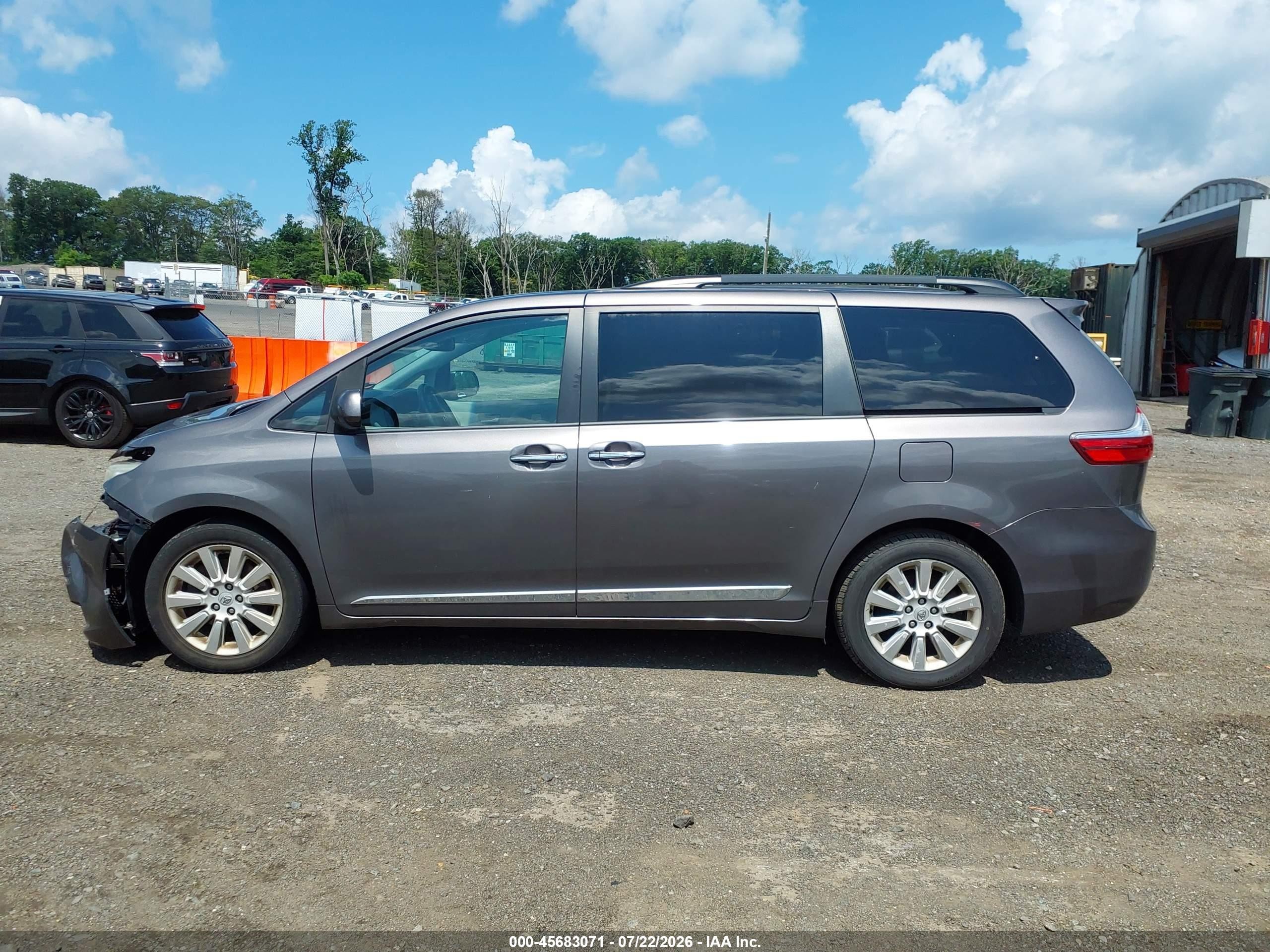 2015 Toyota Sienna Xle Premium 7 Passenger Gray vin: 5TDDK3DC5FS122280