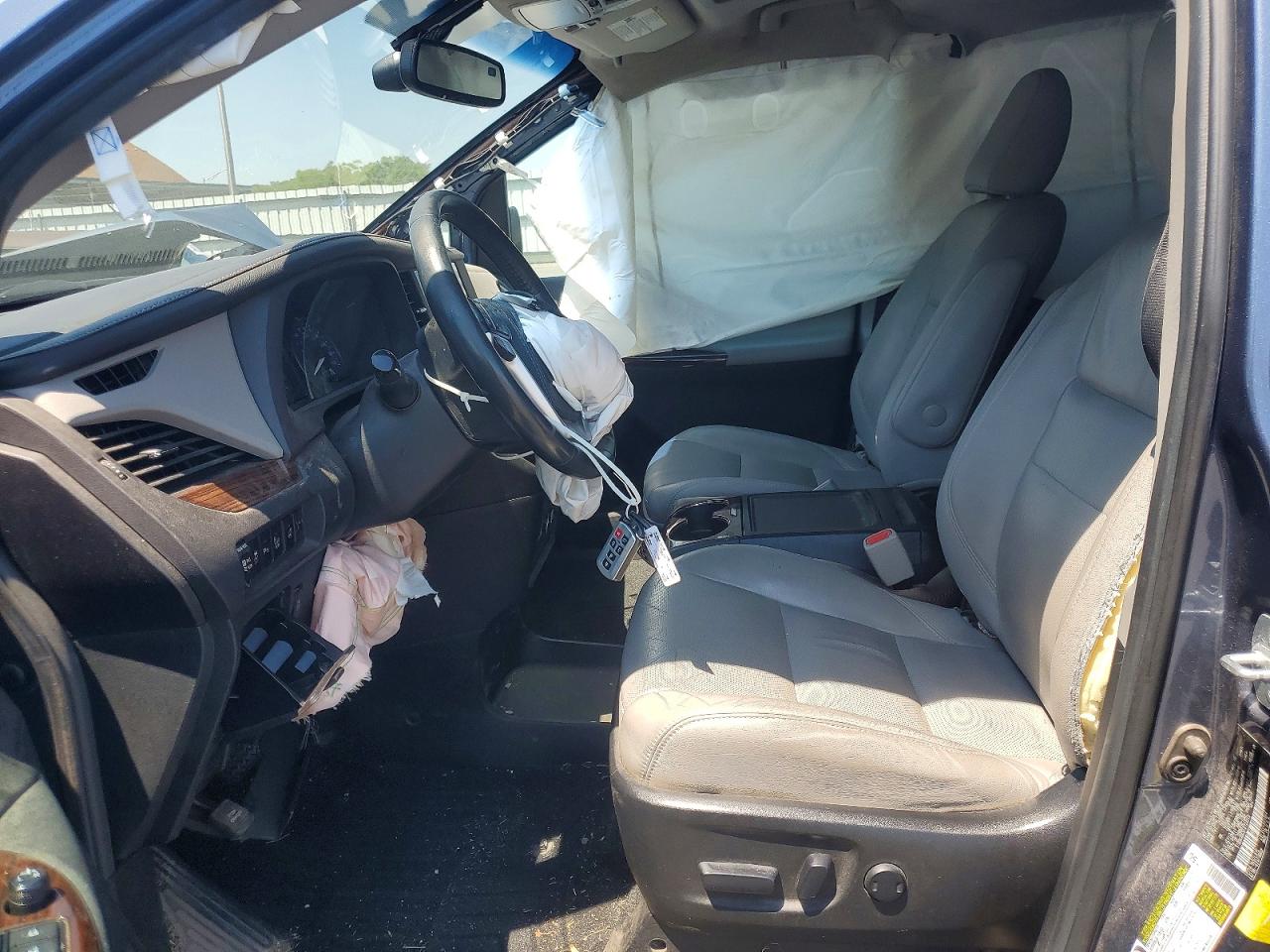 2015 Toyota Sienna Limited Premium 7-passenger Синий vin: 5TDDK3DC5FS123249