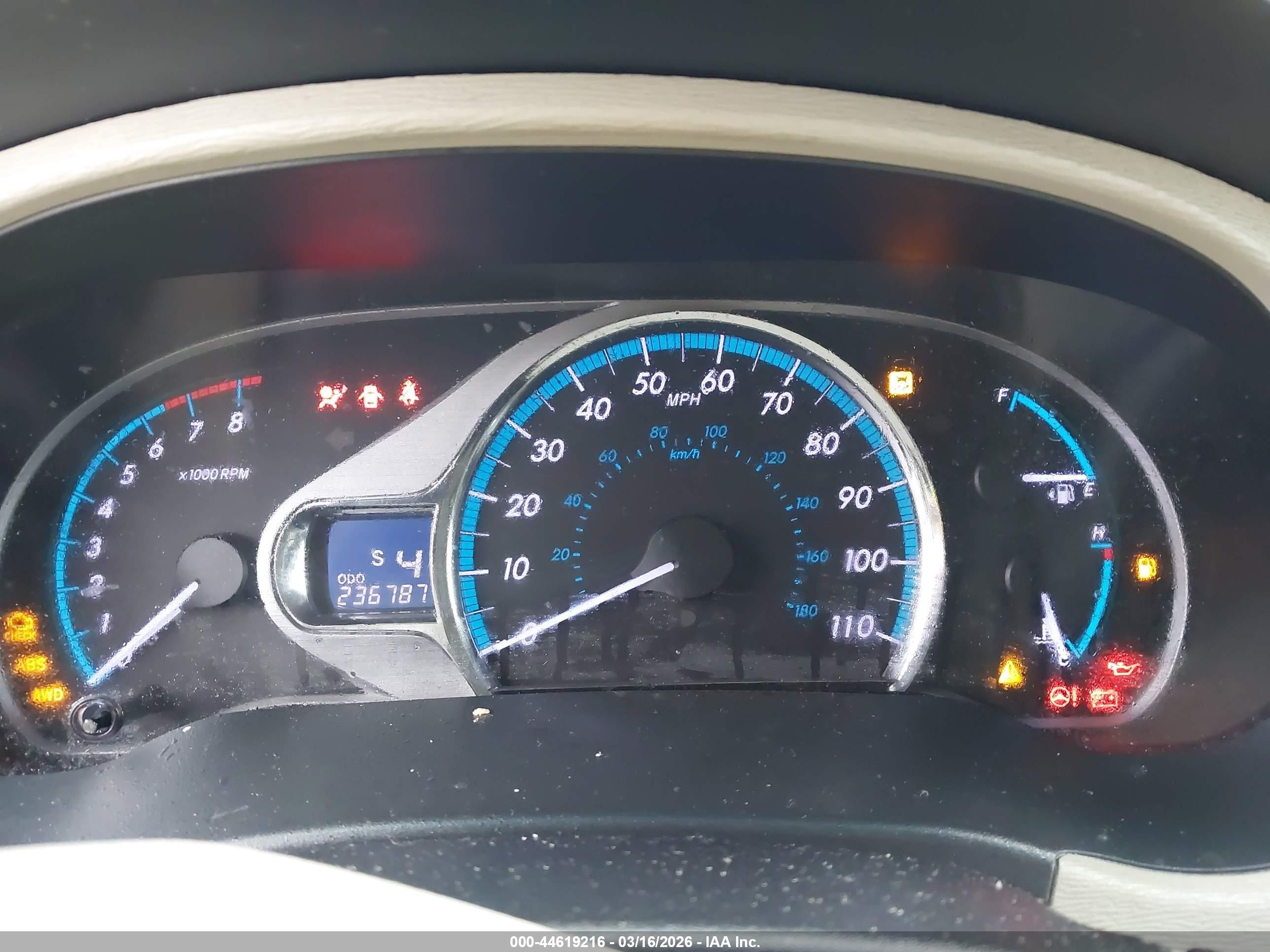 2012 Toyota Sienna Xle 7 Passenger Green vin: 5TDDK3DC6CS048315