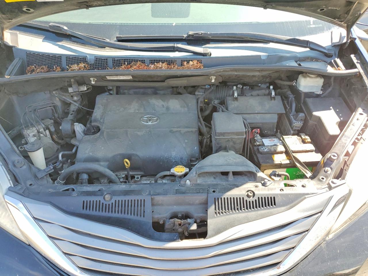 2013 Toyota Sienna Xle 7-passenger Черный vin: 5TDDK3DC6DS065536