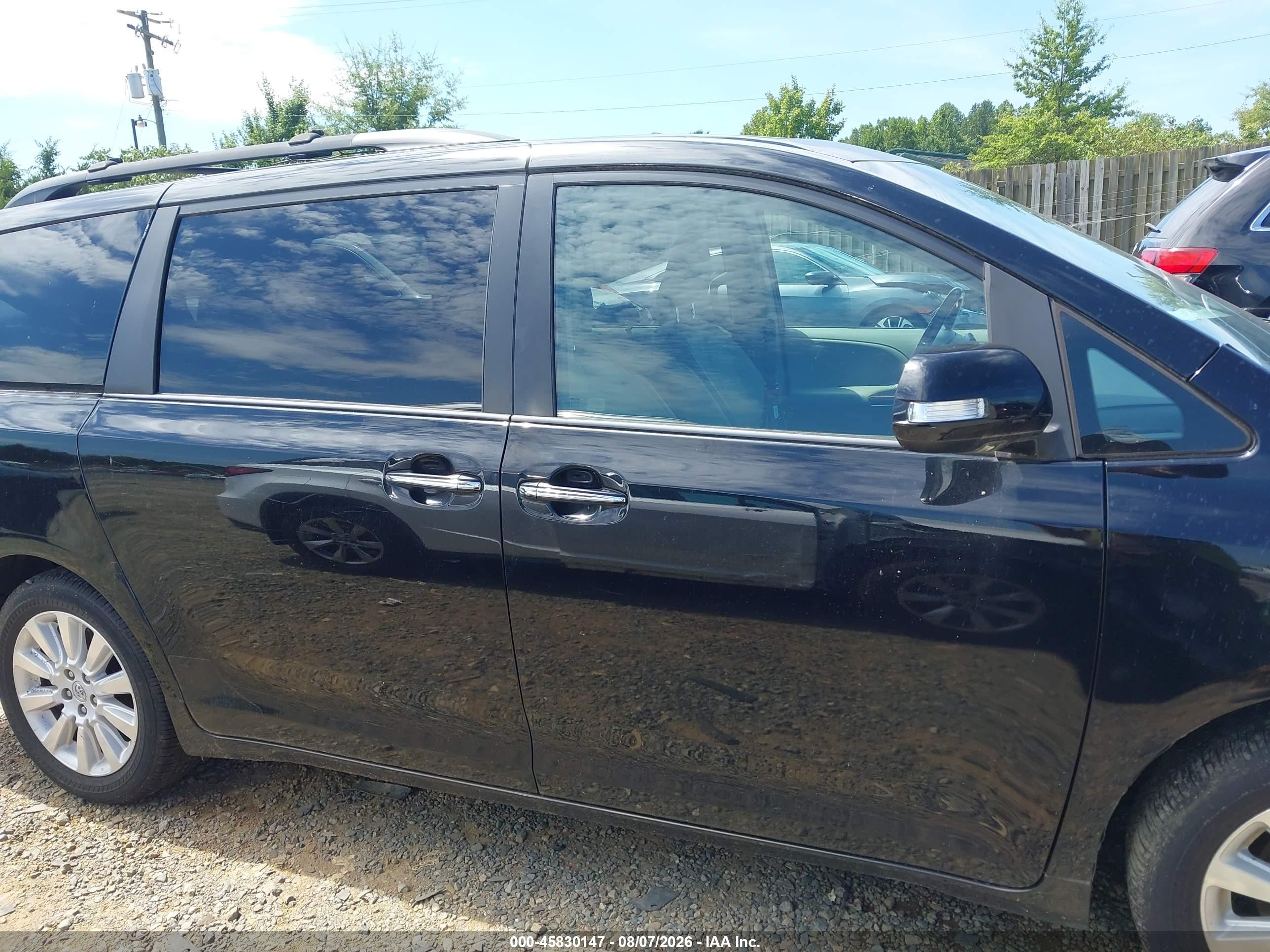 2014 Toyota Sienna Xle/limited Black vin: 5TDDK3DC6ES081964