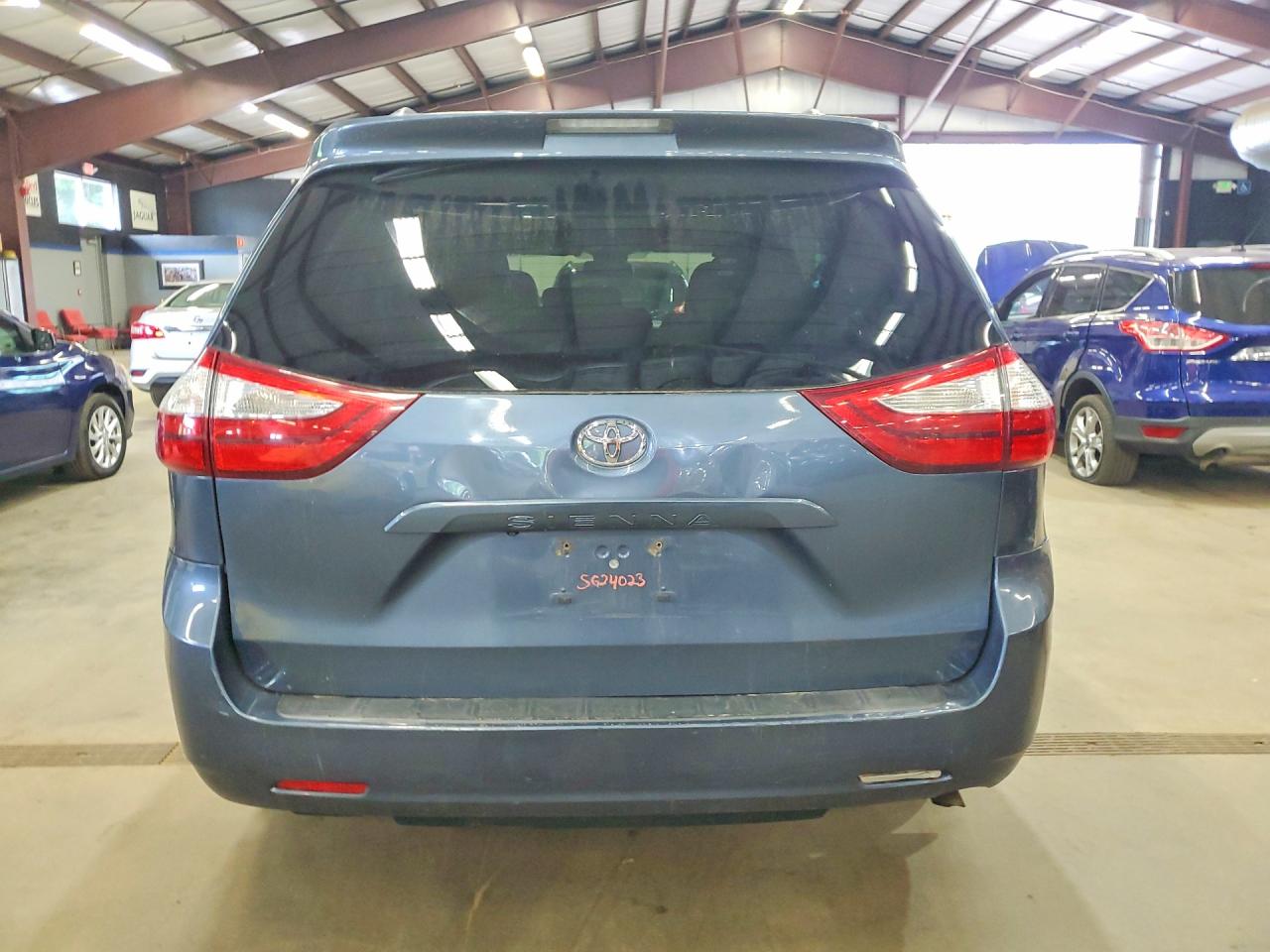 2015 Toyota Sienna Xle 7-passenger Blue vin: 5TDDK3DC6FS110817
