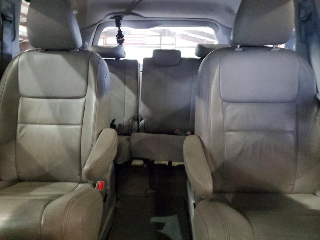 2015 Toyota Sienna Xle 7-passenger Blue vin: 5TDDK3DC6FS110817