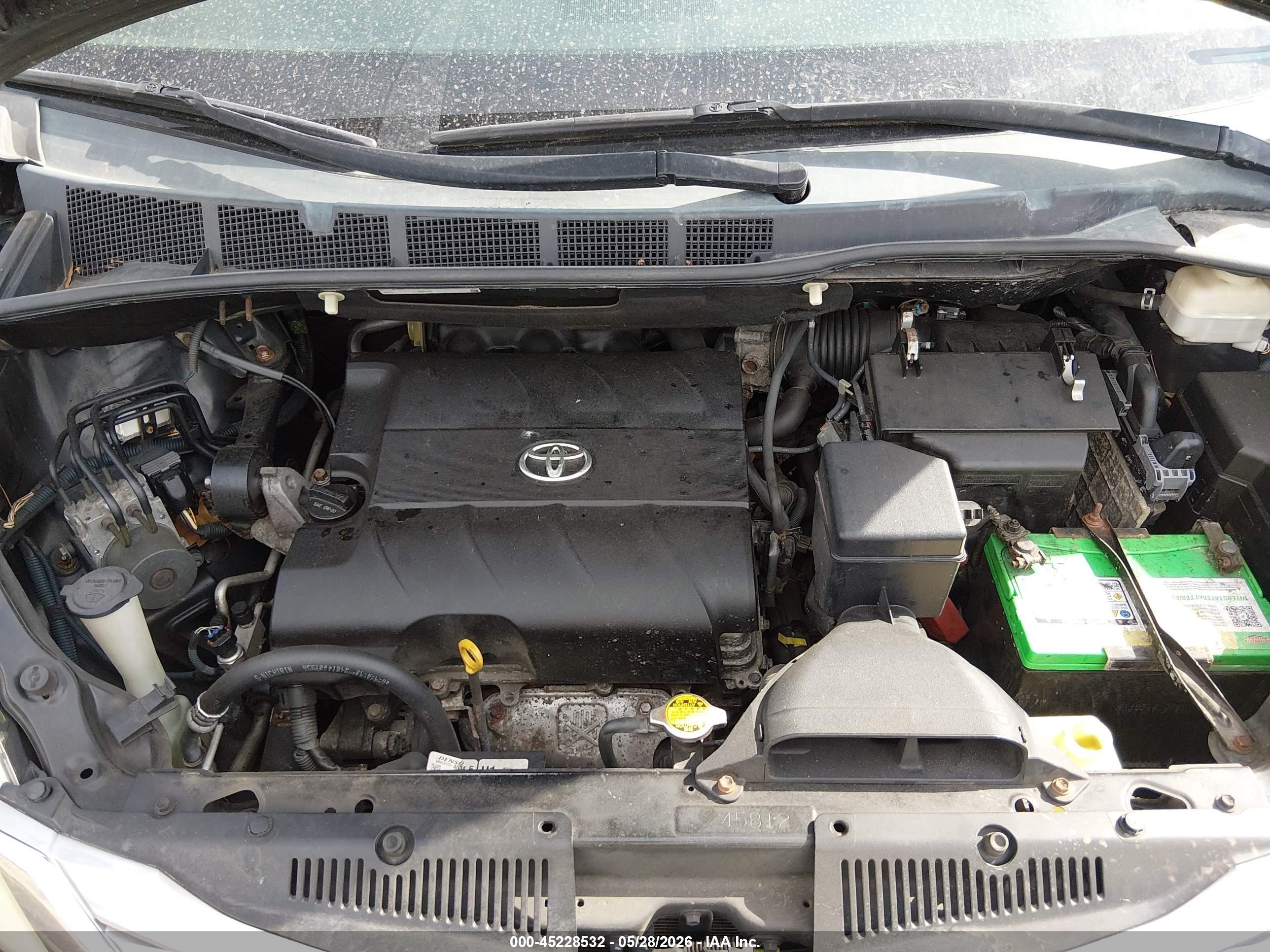 2011 Toyota Sienna Limited Black vin: 5TDDK3DC7BS002894