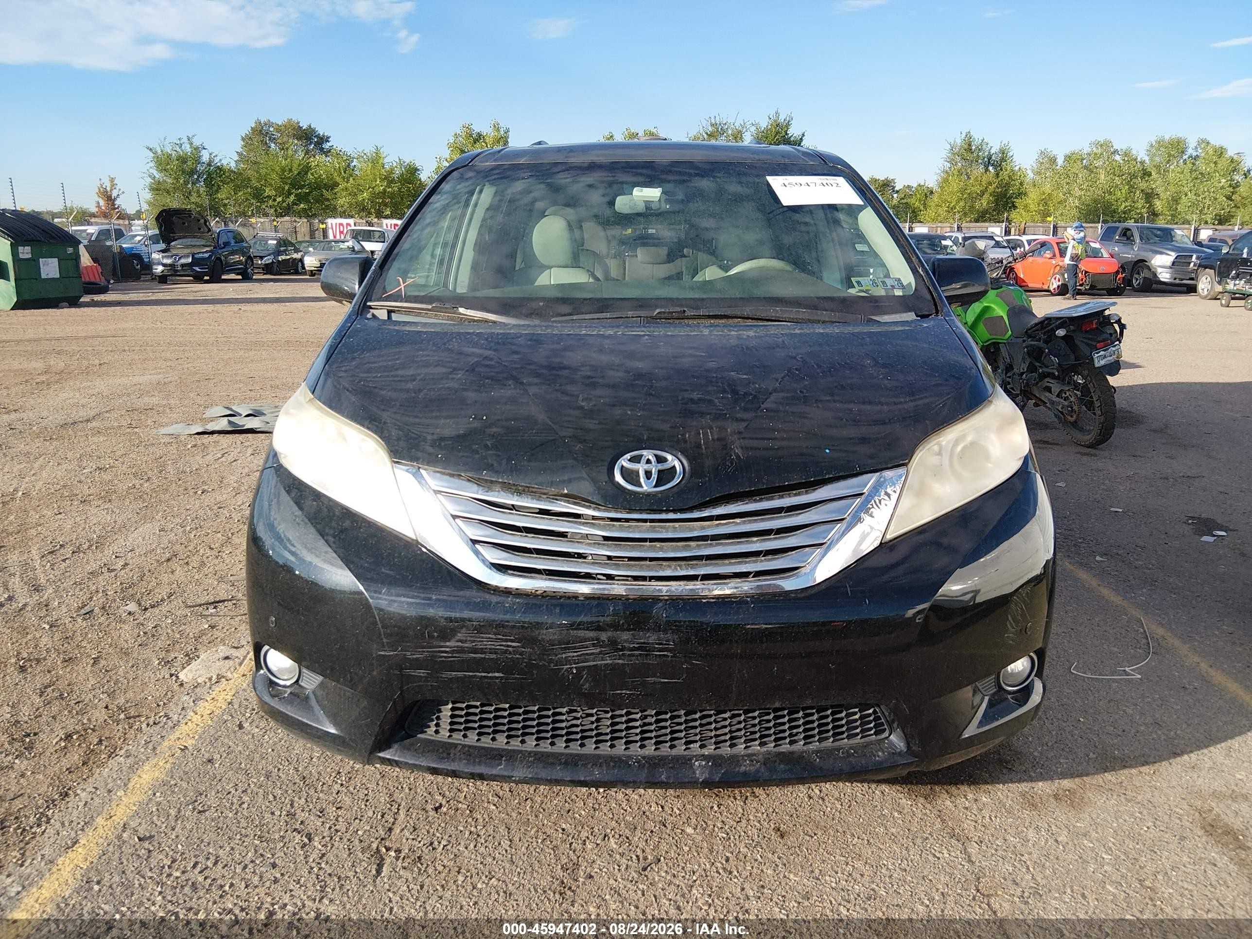 2011 Toyota Sienna Limited Black vin: 5TDDK3DC7BS002894