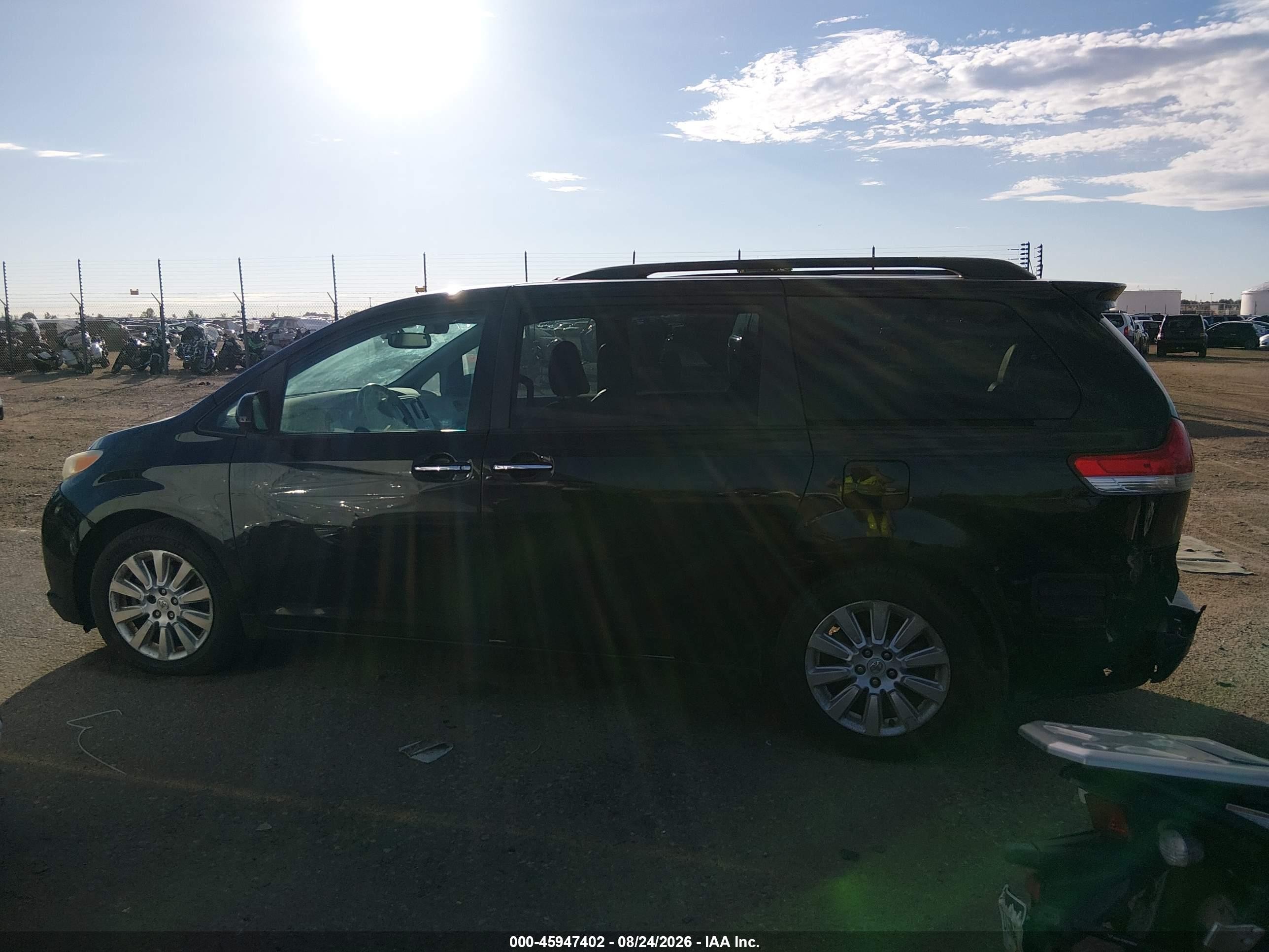 2011 Toyota Sienna Limited Black vin: 5TDDK3DC7BS002894