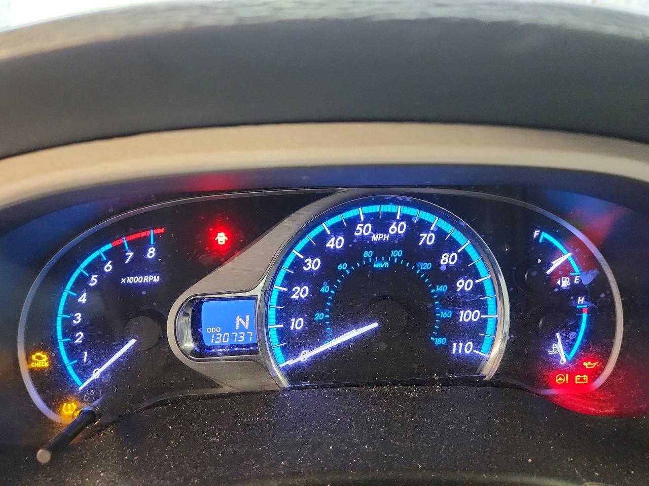 2011 Toyota Sienna Limited Awd White vin: 5TDDK3DC7BS011837