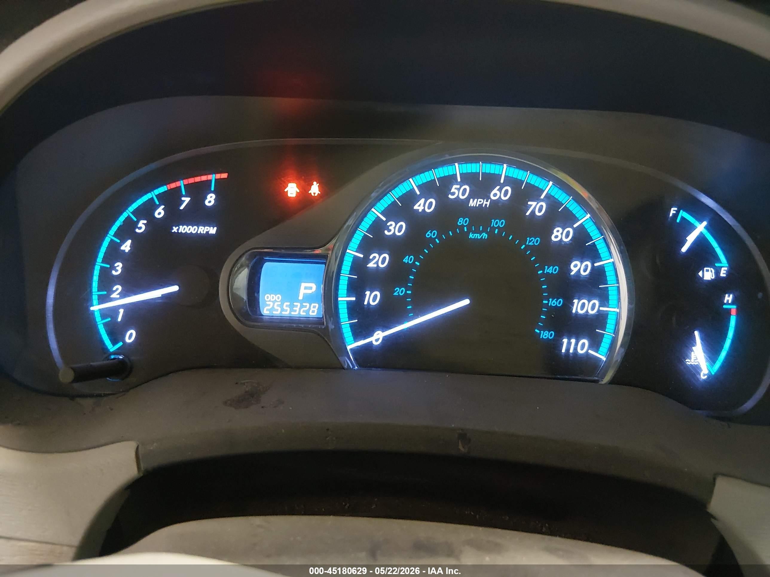 2011 Toyota Sienna Xle Silver vin: 5TDDK3DC7BS024409