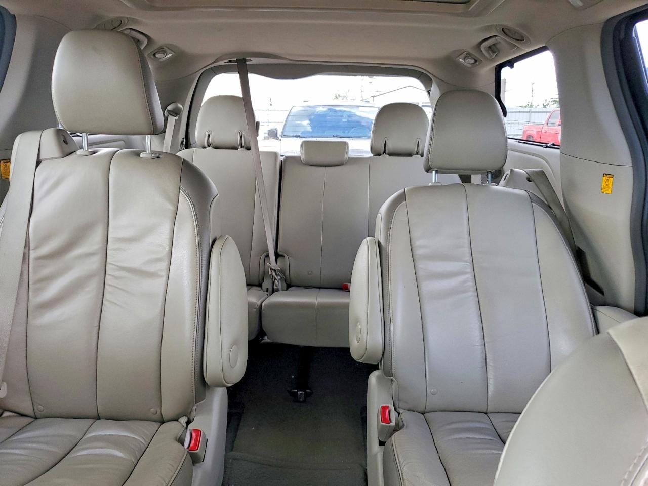 2012 Toyota Sienna Limited 7-passenger Gray vin: 5TDDK3DC7CS046198