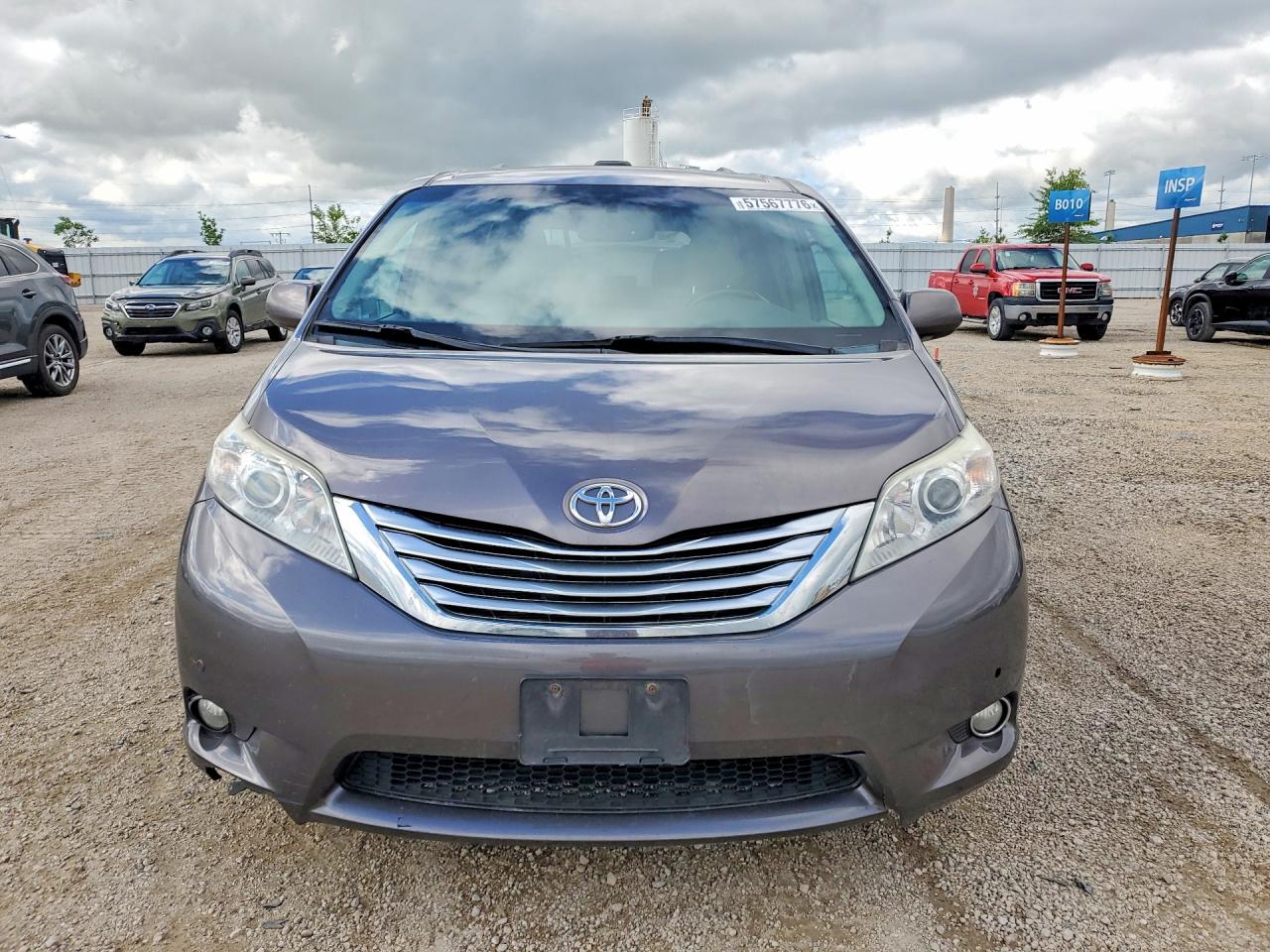 2012 Toyota Sienna Limited 7-passenger Gray vin: 5TDDK3DC7CS046198