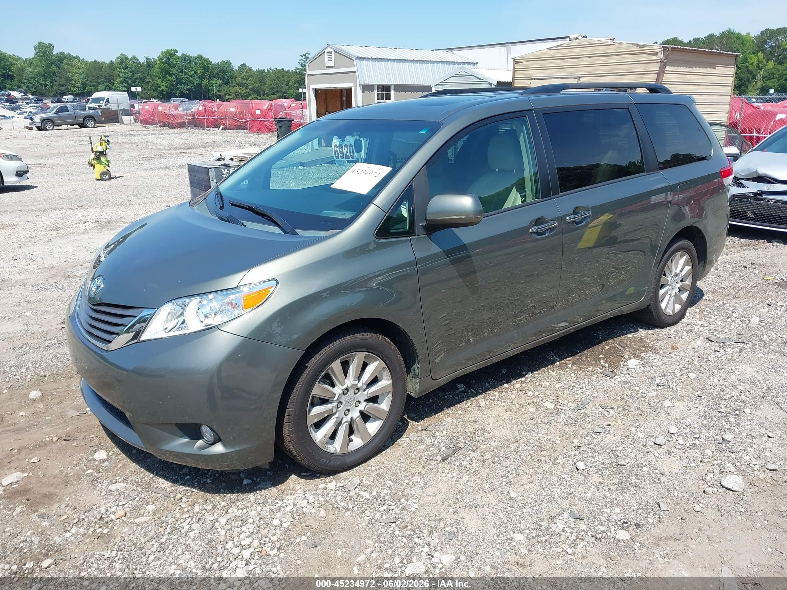 2012 Toyota Sienna Xle 7 Passenger Серый vin: 5TDDK3DC7CS048923