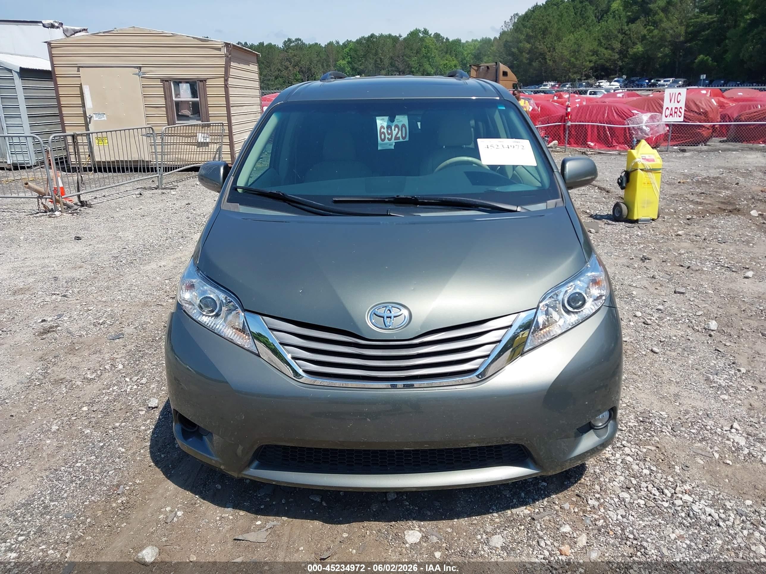 2012 Toyota Sienna Xle 7 Passenger Серый vin: 5TDDK3DC7CS048923