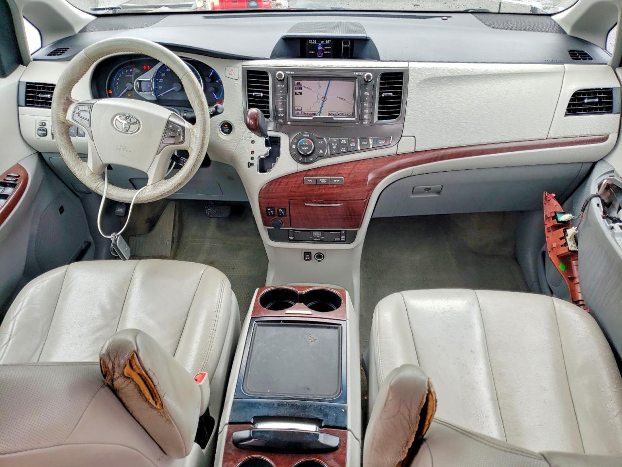 2013 Toyota Sienna Xle 7-passenger Серый vin: 5TDDK3DC7DS055646