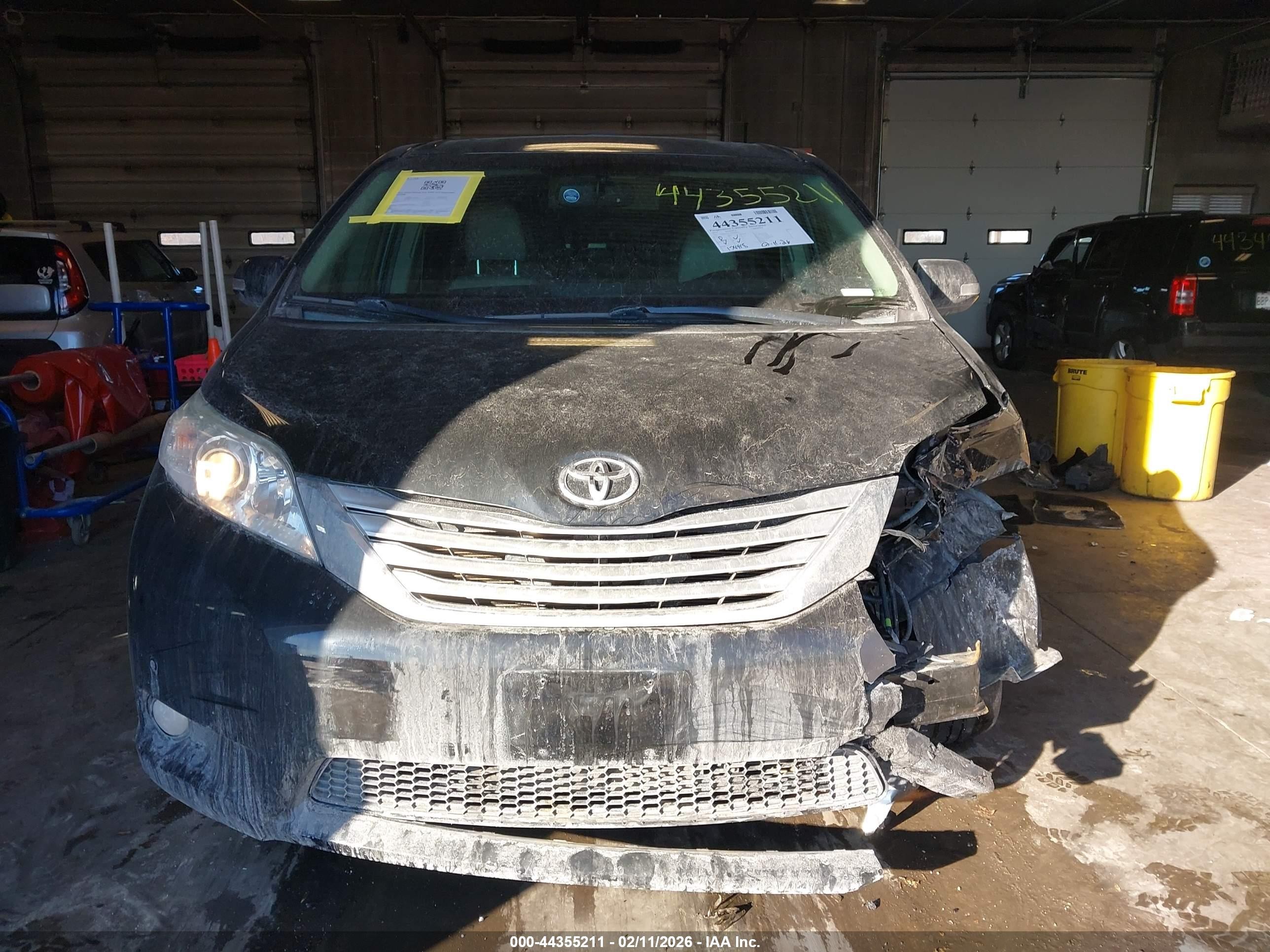 2013 Toyota Sienna Limited 7 Passenger Black vin: 5TDDK3DC7DS059034