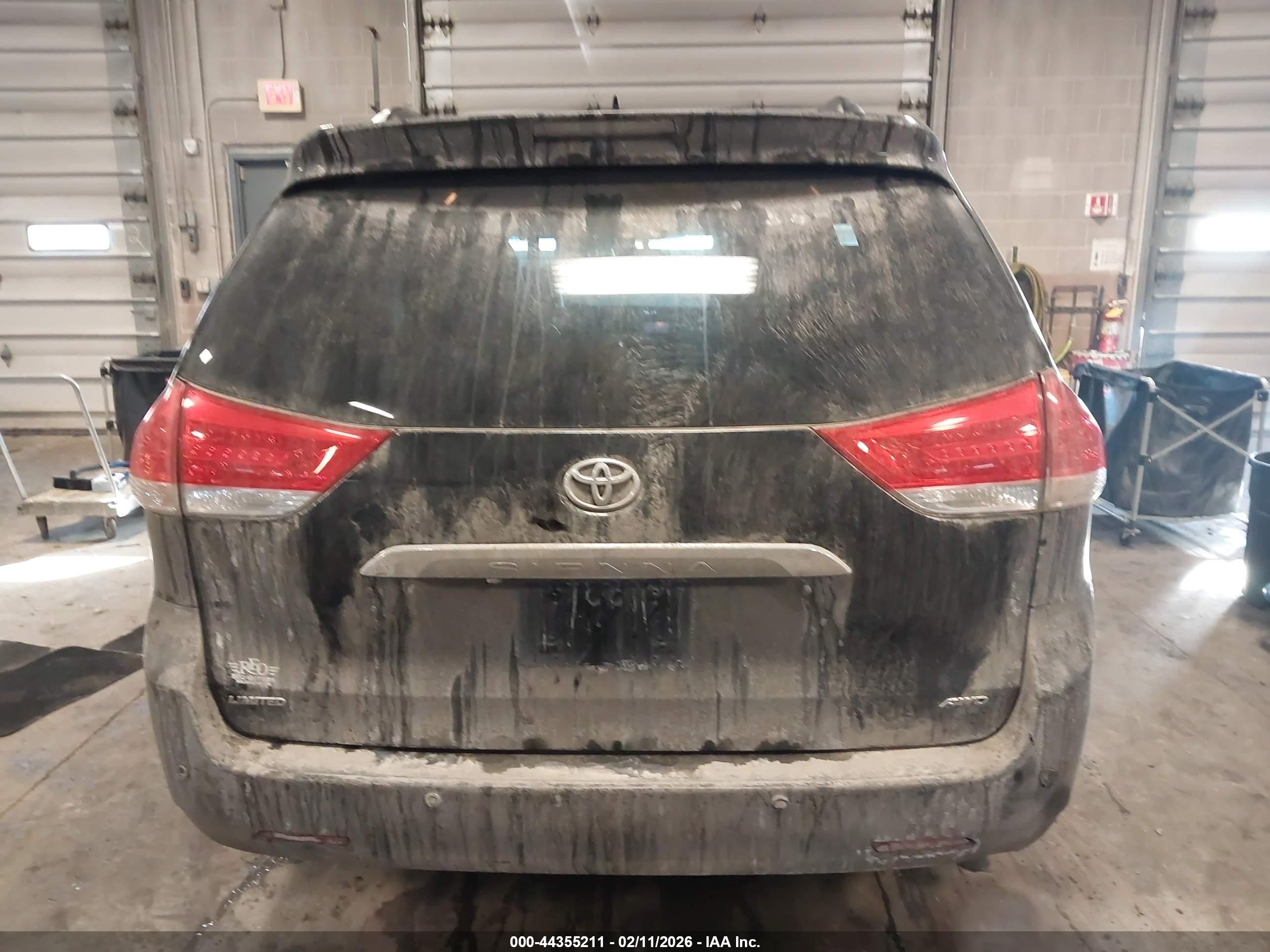 2013 Toyota Sienna Limited 7 Passenger Black vin: 5TDDK3DC7DS059034