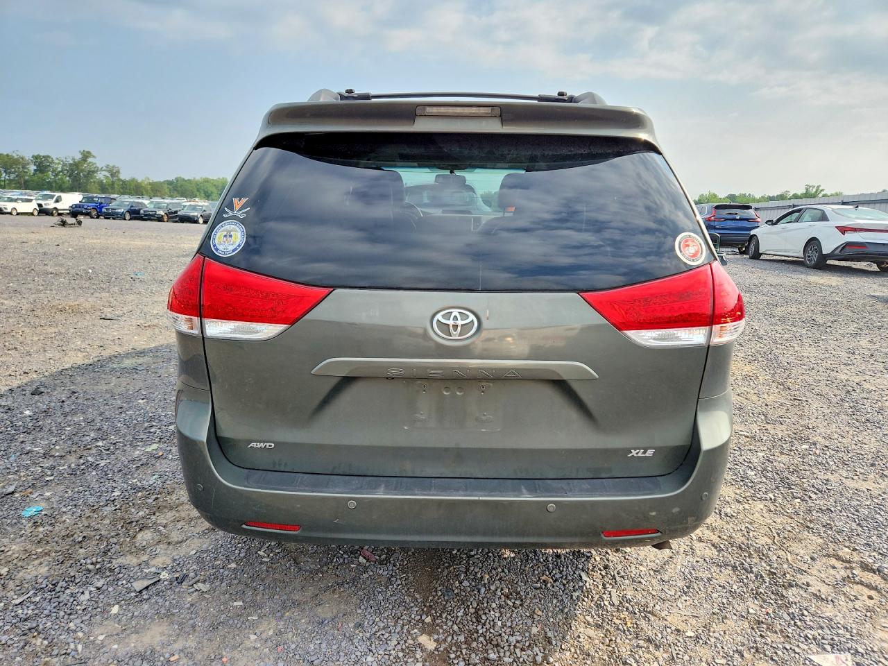 2013 Toyota Sienna Бирюзовый vin: 5TDDK3DC7DS061818