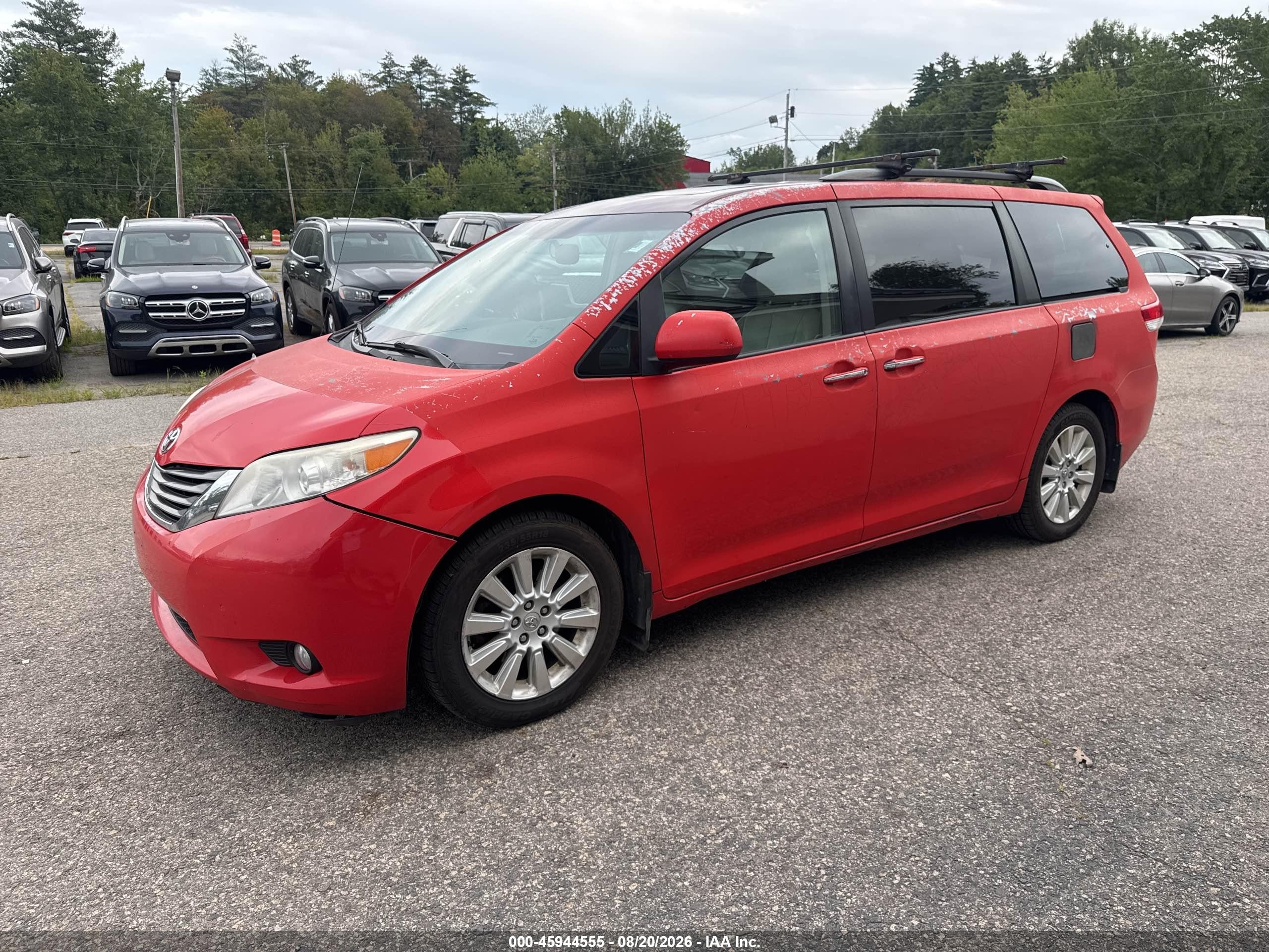 2014 Toyota Sienna Xle 7 Passenger Red vin: 5TDDK3DC7ES083755
