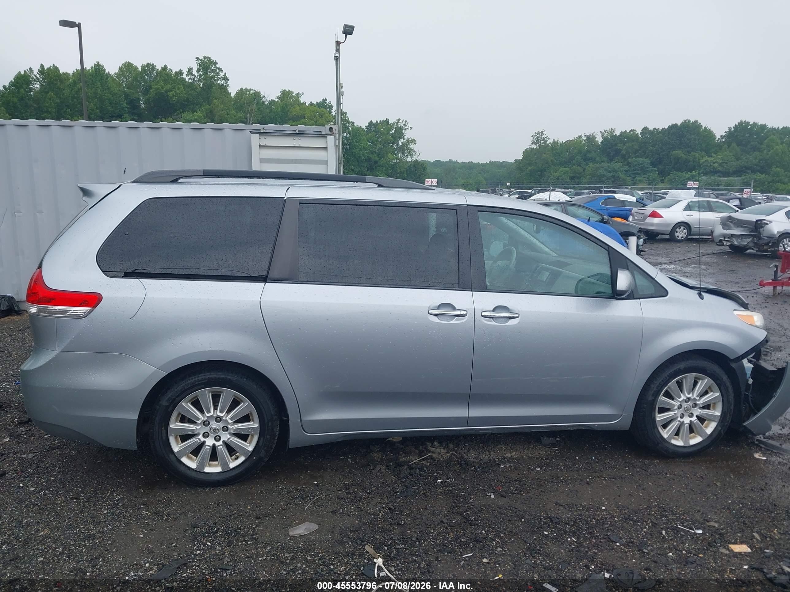 2014 Toyota Sienna Xle 7 Passenger Gray vin: 5TDDK3DC7ES090608