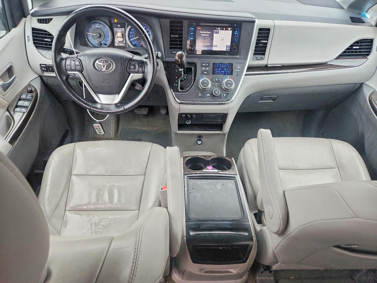 2015 Toyota Sienna Xle 7-passenger Blue vin: 5TDDK3DC7FS099245