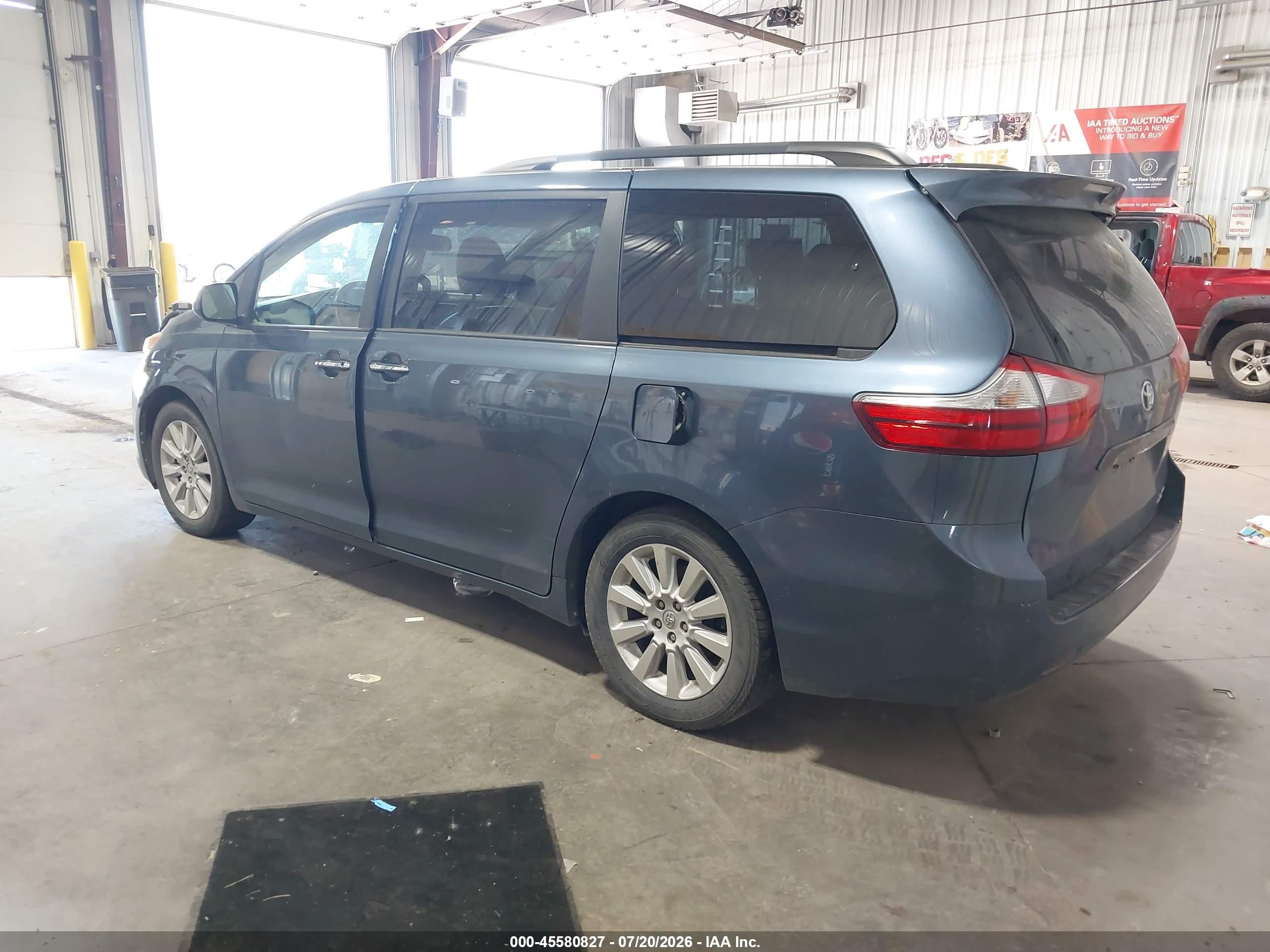 2015 Toyota Sienna Xle 7 Passenger Синий vin: 5TDDK3DC7FS121907