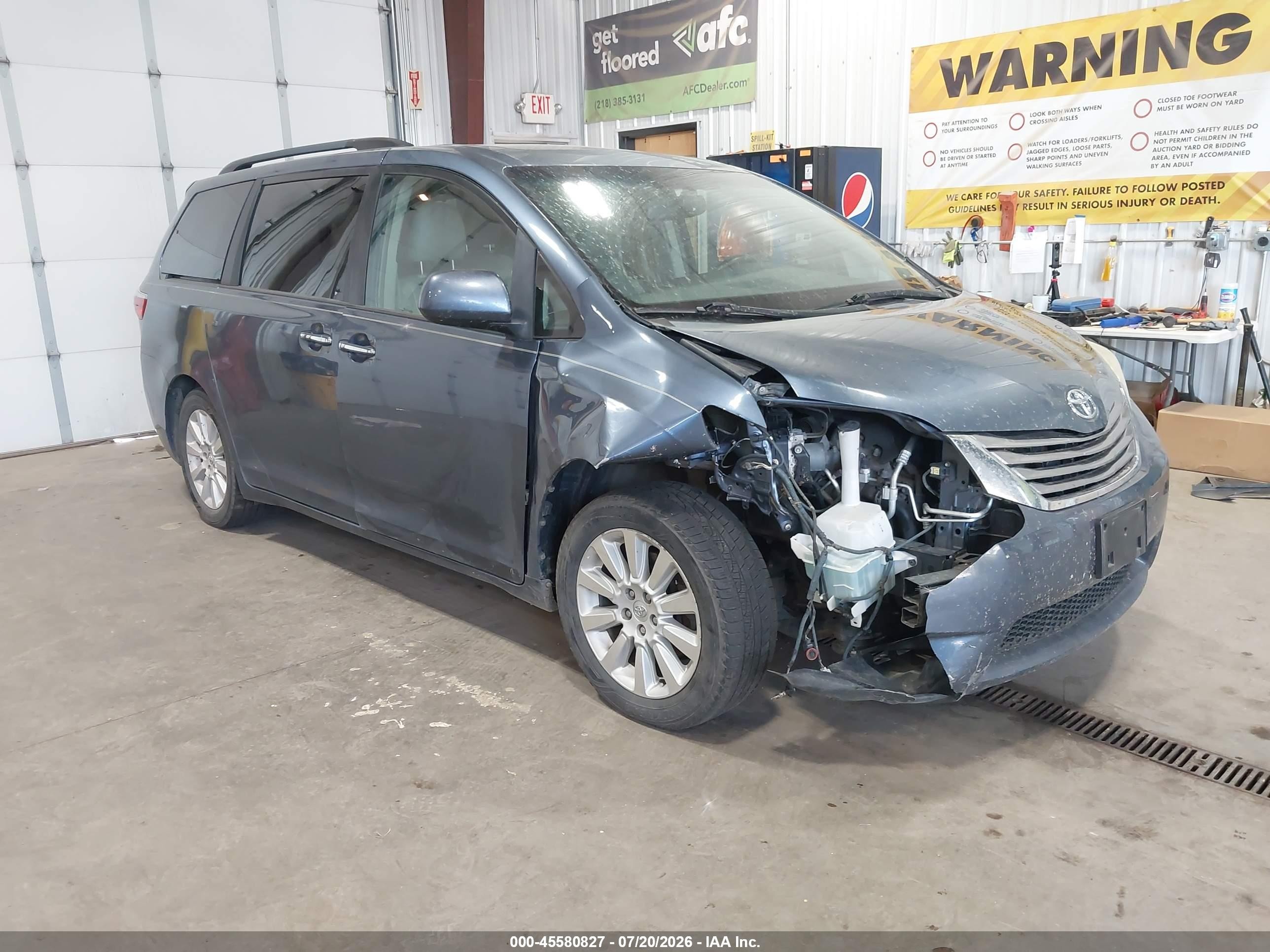 2015 Toyota Sienna Xle 7 Passenger Синий vin: 5TDDK3DC7FS121907