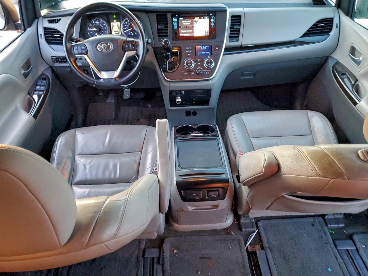 2015 Toyota Sienna Xle Белый vin: 5TDDK3DC7FS121972