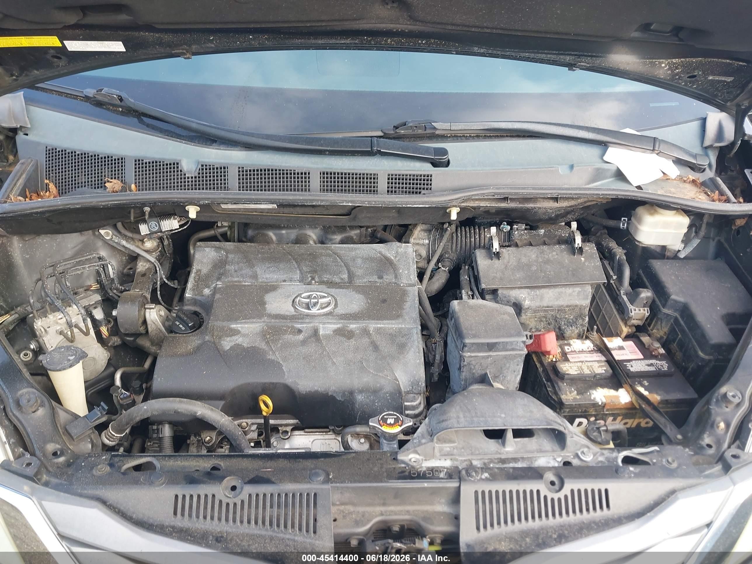 2011 Toyota Sienna Xle Черный vin: 5TDDK3DC8BS001950
