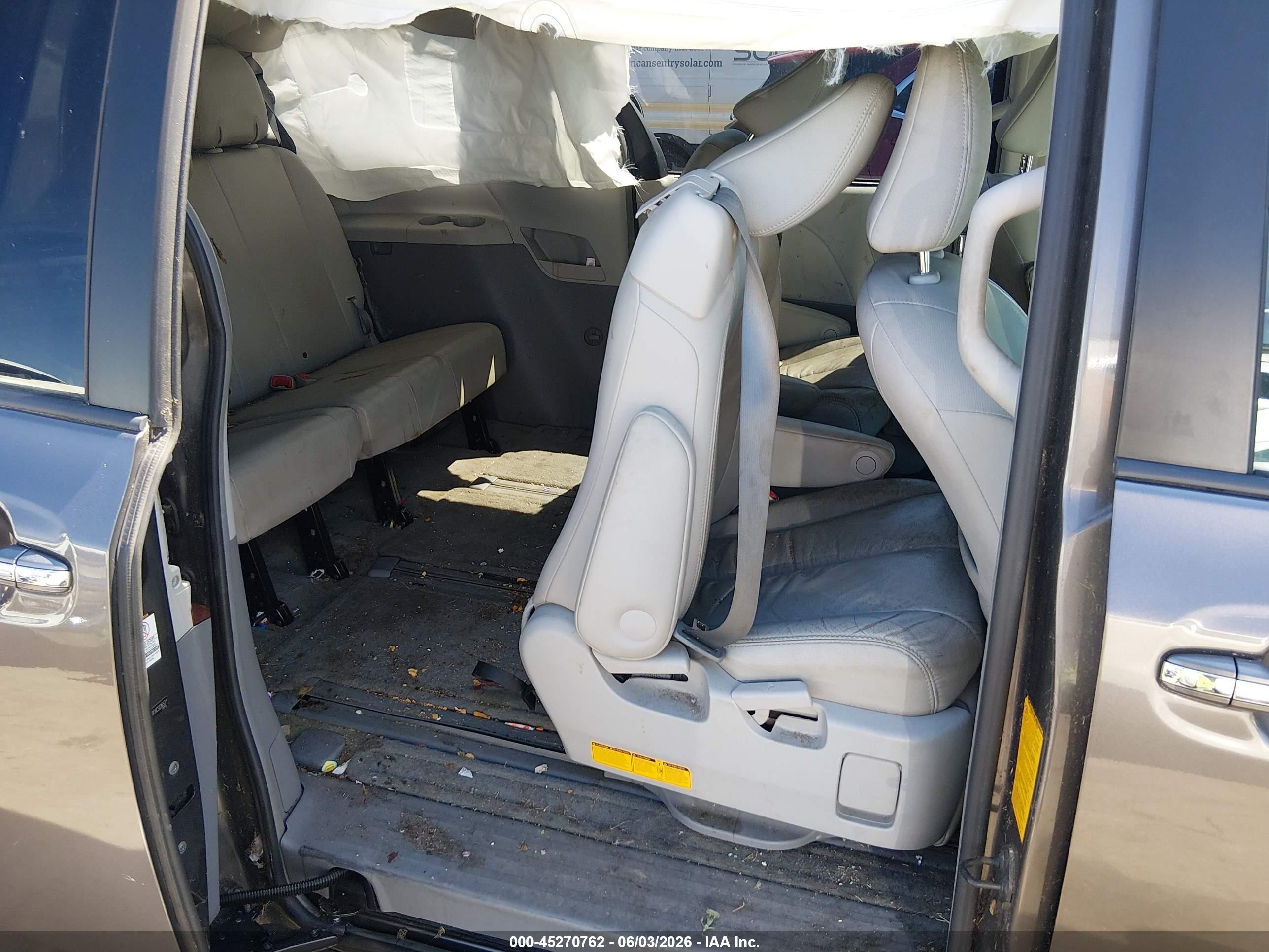 2012 Toyota Sienna Xle 7 Passenger Gray vin: 5TDDK3DC8CS036571