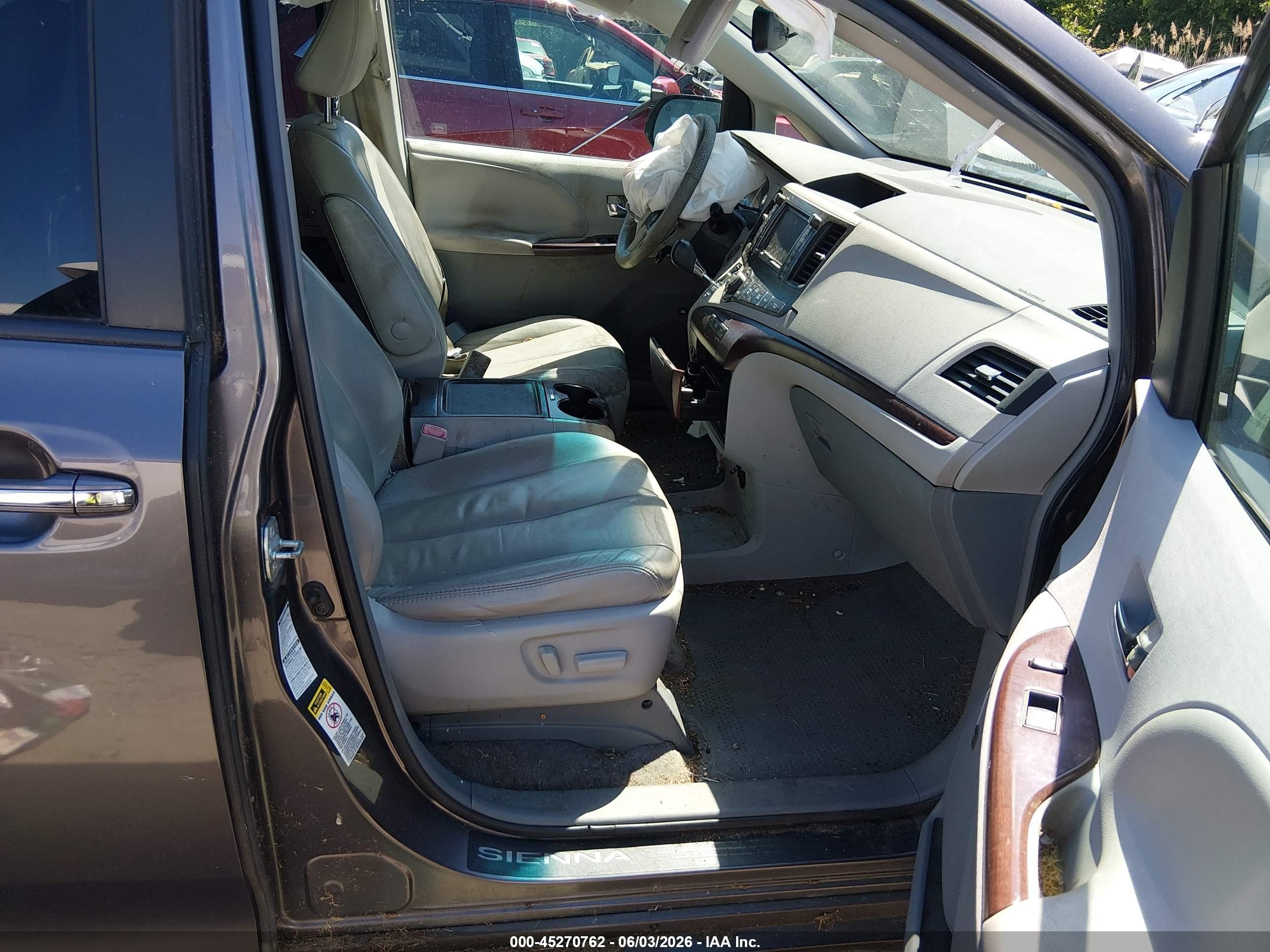 2012 Toyota Sienna Xle 7 Passenger Gray vin: 5TDDK3DC8CS036571