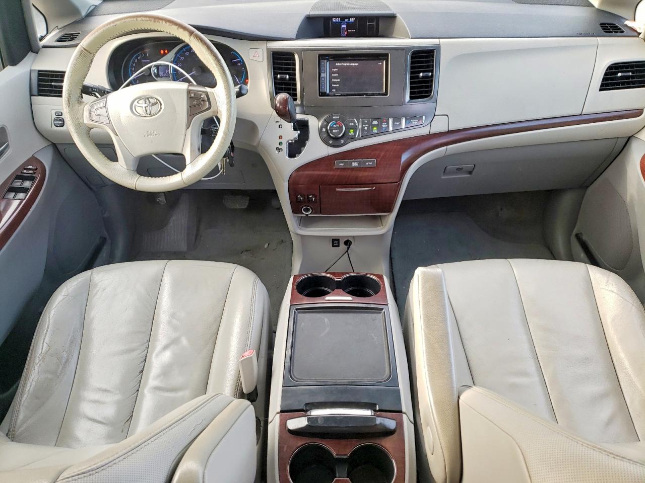 2012 Toyota Sienna Xle 7-passenger Gray vin: 5TDDK3DC8CS039163