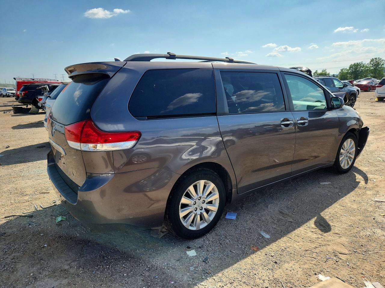 2012 Toyota Sienna Limited 7-passenger Gray vin: 5TDDK3DC8CS043519
