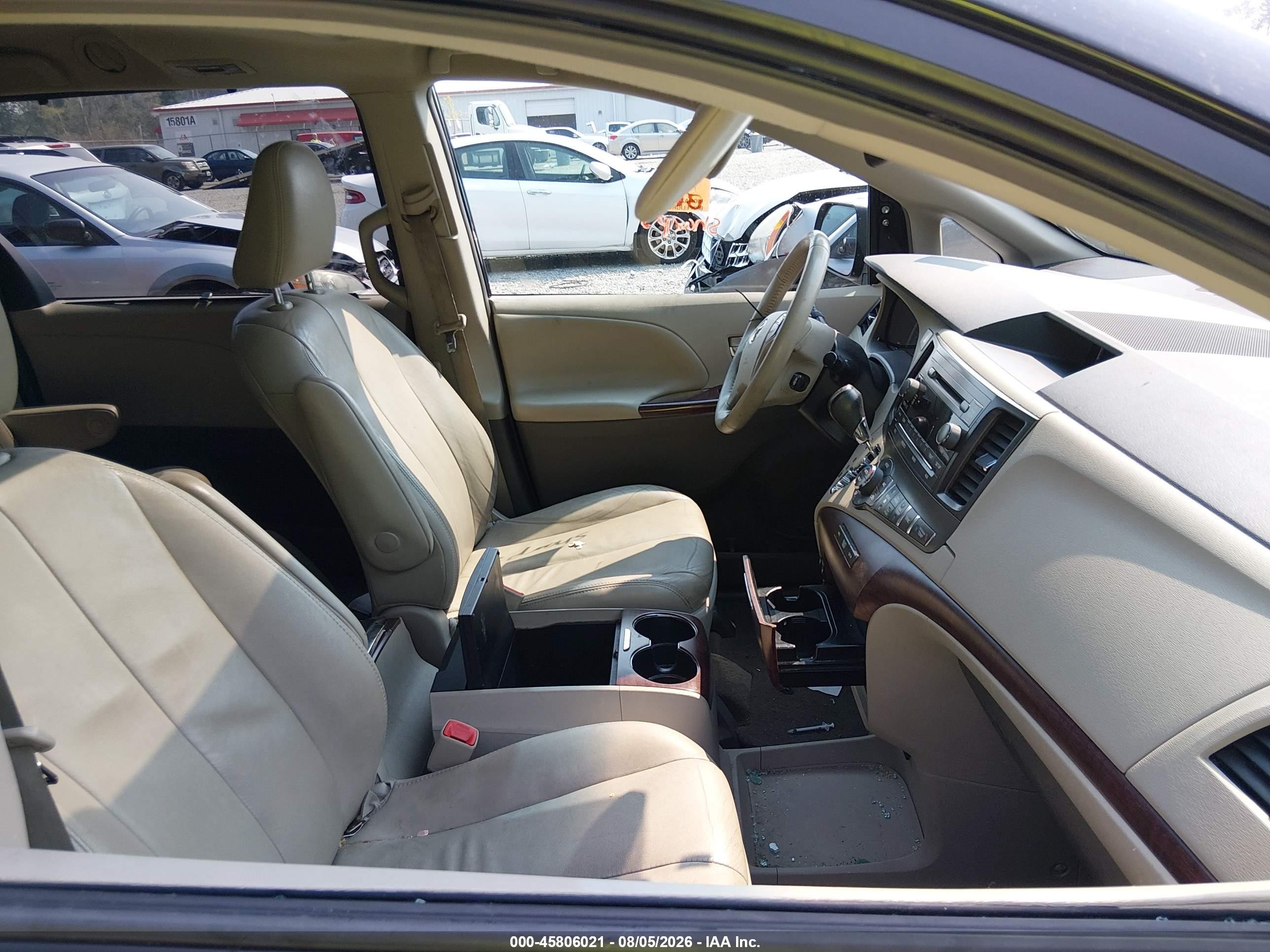 2013 Toyota Sienna Xle 7 Passenger Черный vin: 5TDDK3DC8DS063349