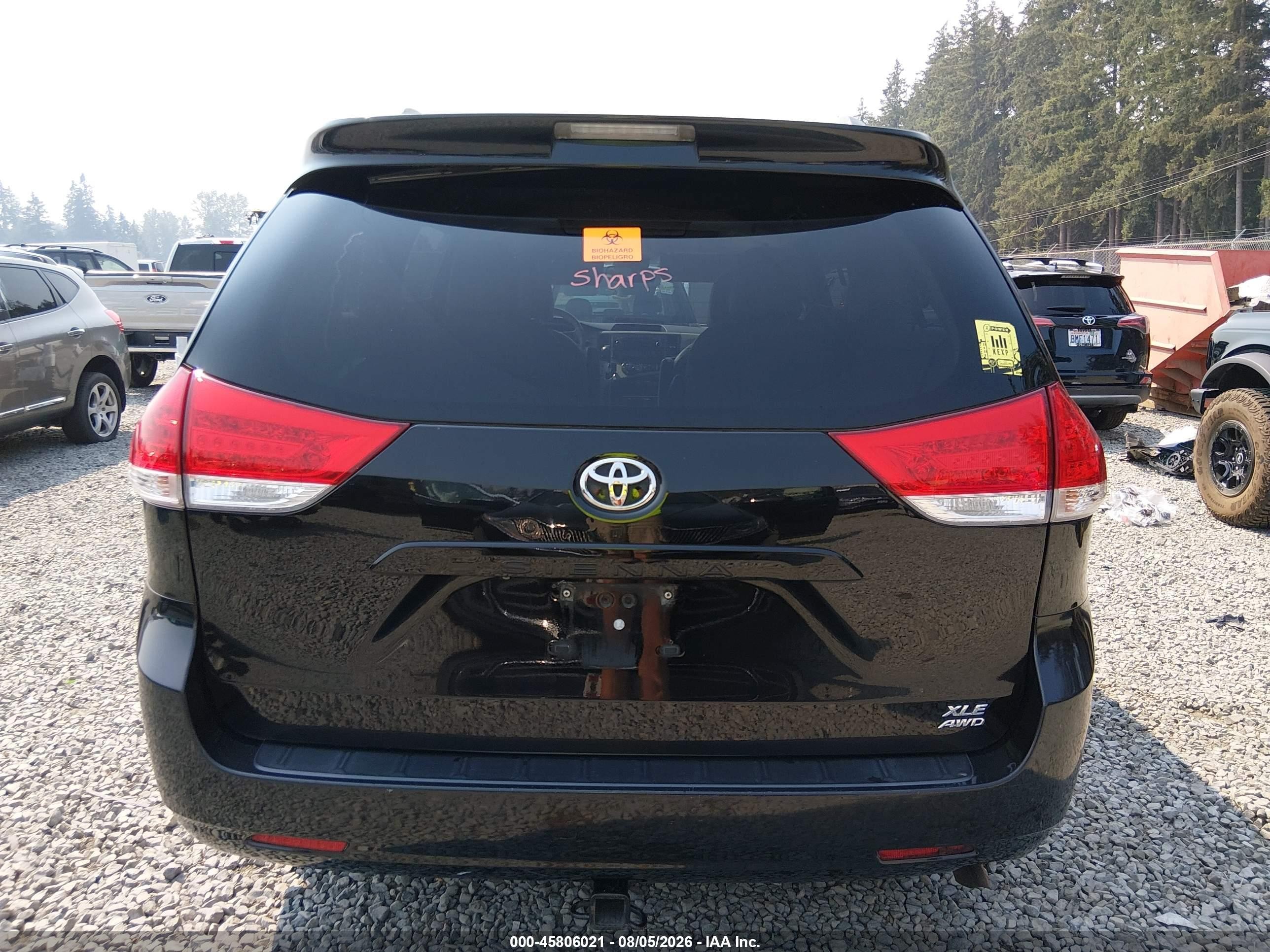 2013 Toyota Sienna Xle 7 Passenger Черный vin: 5TDDK3DC8DS063349