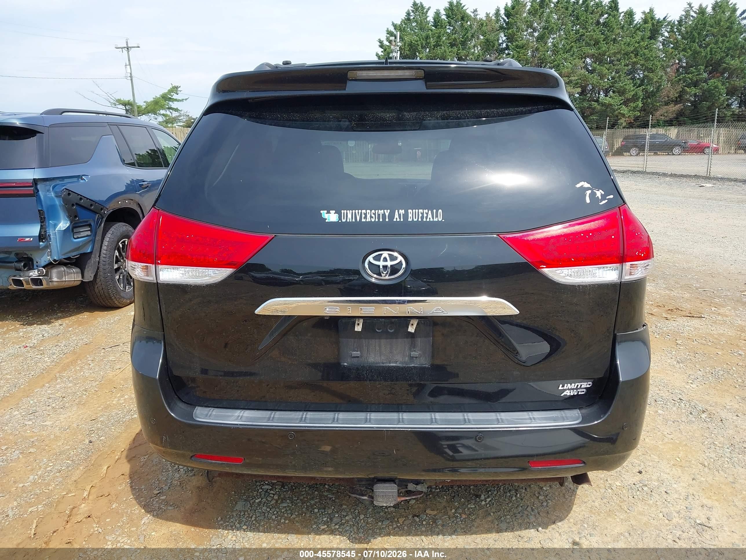 2013 Toyota Sienna Limited 7 Passenger Black vin: 5TDDK3DC8DS065053
