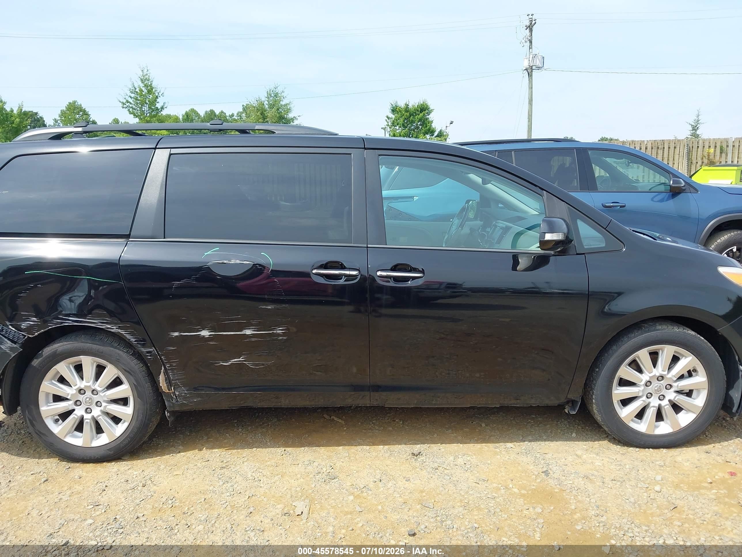 2013 Toyota Sienna Limited 7 Passenger Black vin: 5TDDK3DC8DS065053