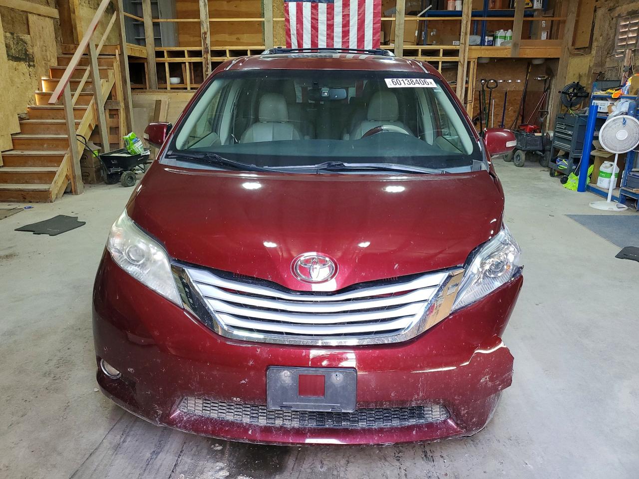 2013 Toyota Sienna Limited 7-passenger Burgundy vin: 5TDDK3DC8DS067448