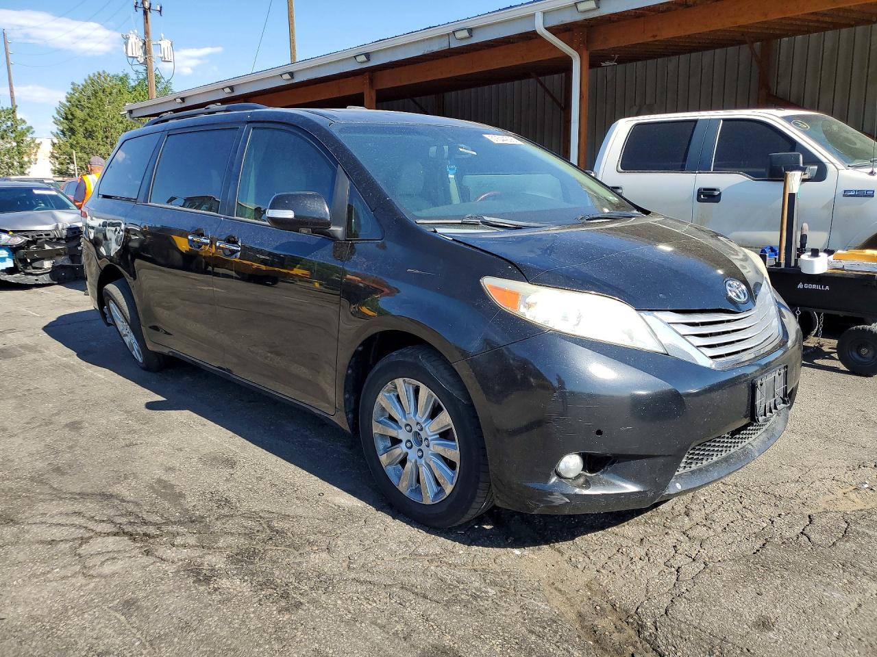 2013 Toyota Sienna Limited 7-passenger Black vin: 5TDDK3DC8DS069927