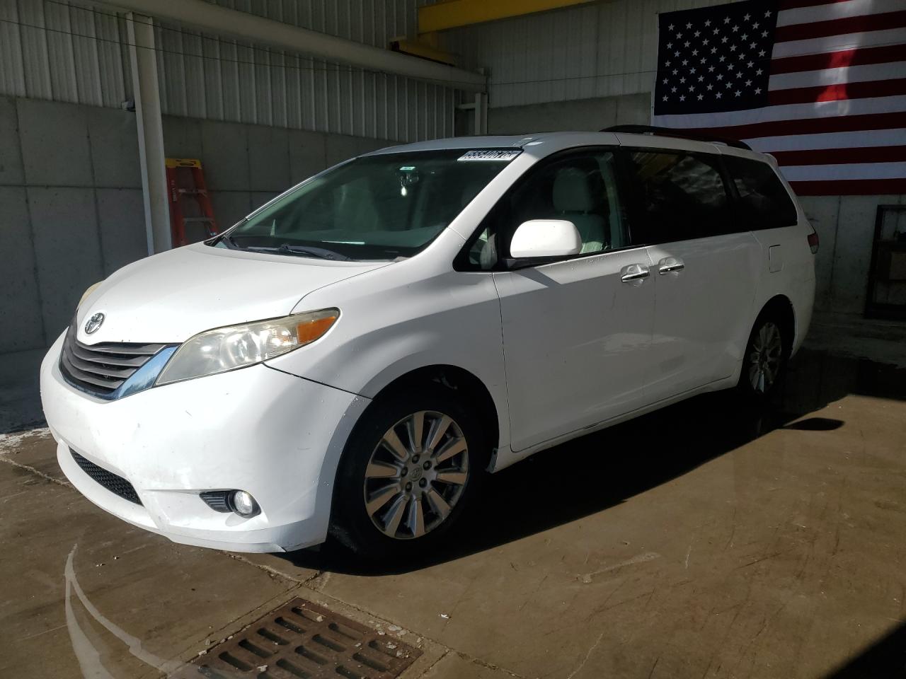 2014 Toyota Sienna Xle 7-passenger White vin: 5TDDK3DC8ES079018 Damage: Left Front Tire, Worn, Replacement Required