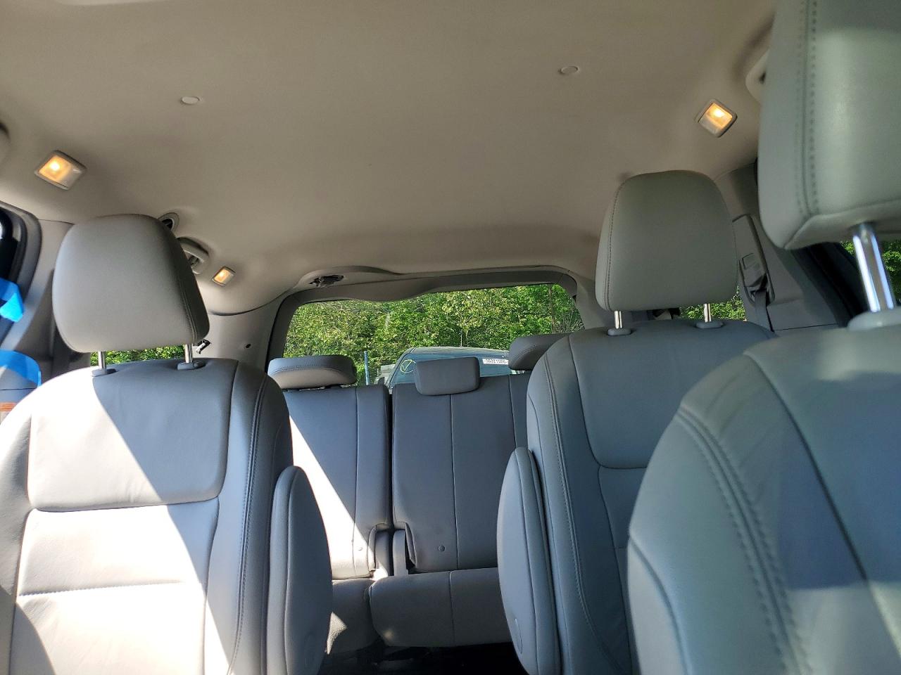 2015 Toyota Sienna Xle Premium 7-passenger Gray vin: 5TDDK3DC8FS111872