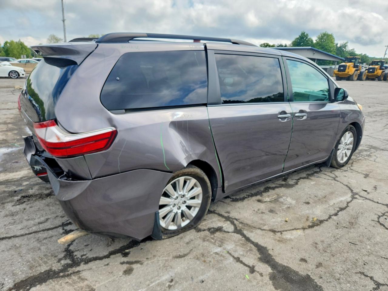 2015 Toyota Sienna Xle 7-passenger Gray vin: 5TDDK3DC8FS125884