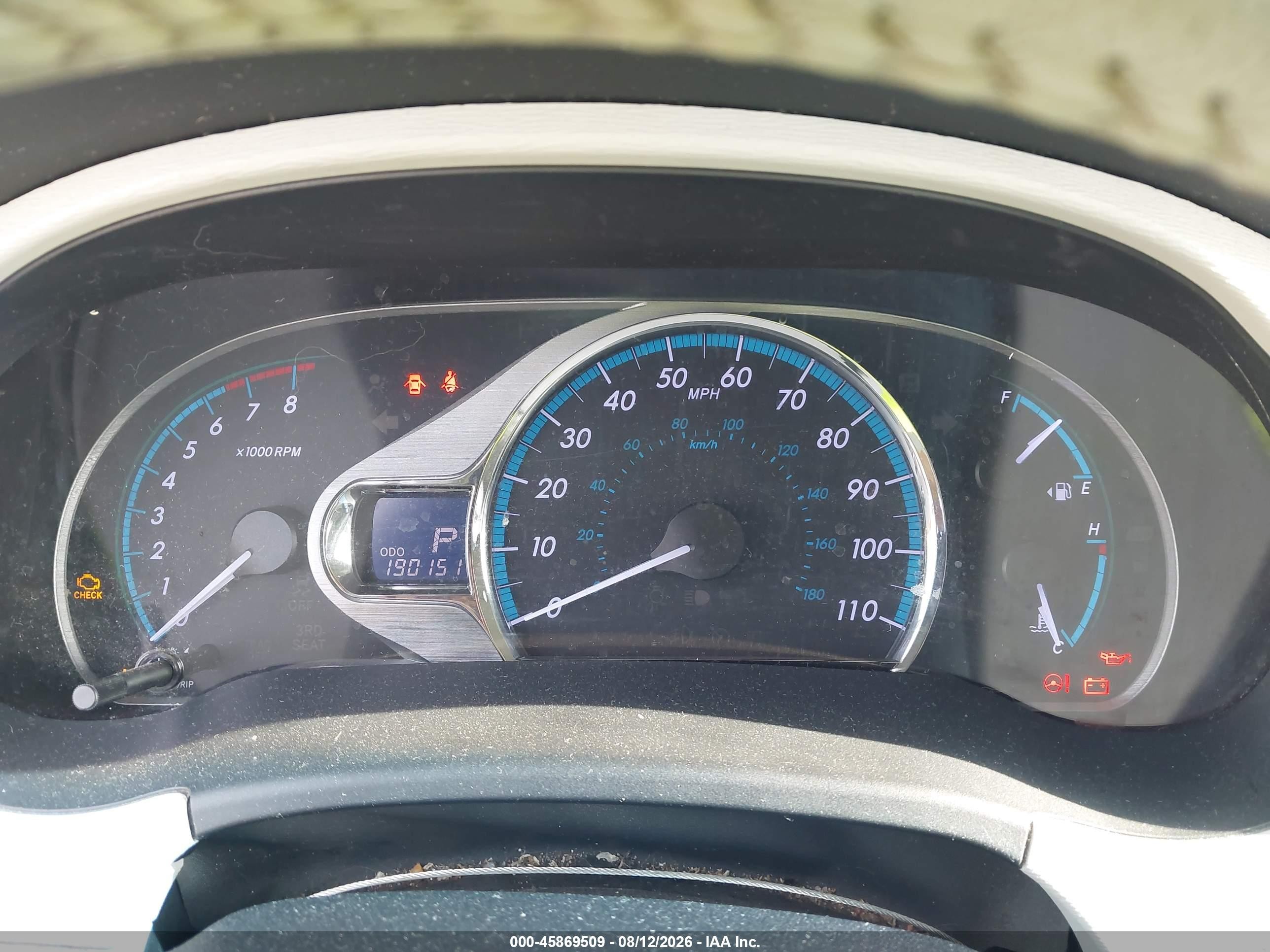 2011 Toyota Sienna Xle Серый vin: 5TDDK3DC9BS010141