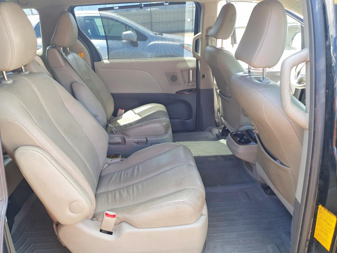 2013 Toyota Sienna Xle 7-passenger Black vin: 5TDDK3DC9DS062761