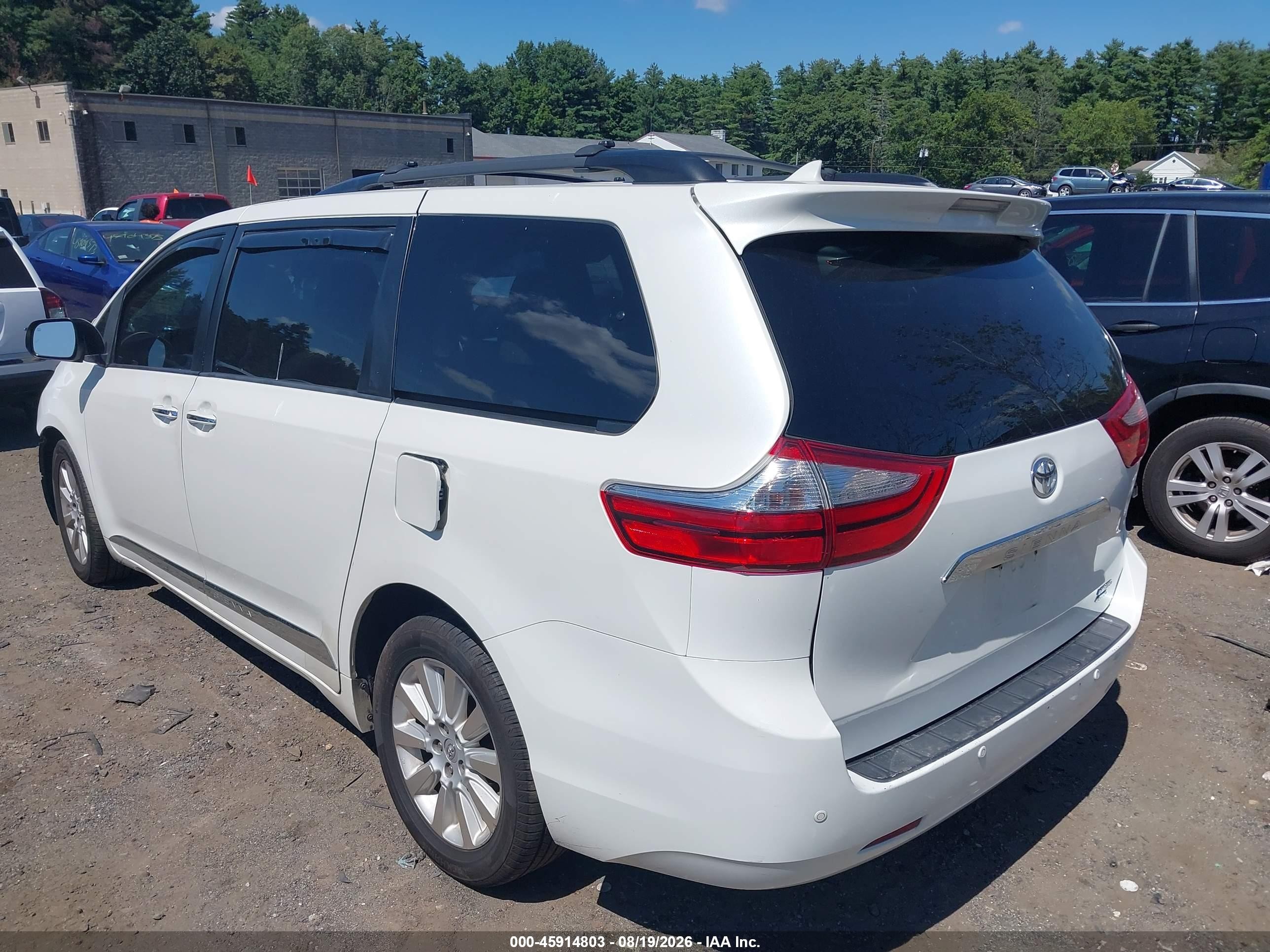 2015 Toyota Sienna Limited Premium 7 Passenger Белый vin: 5TDDK3DC9FS112531