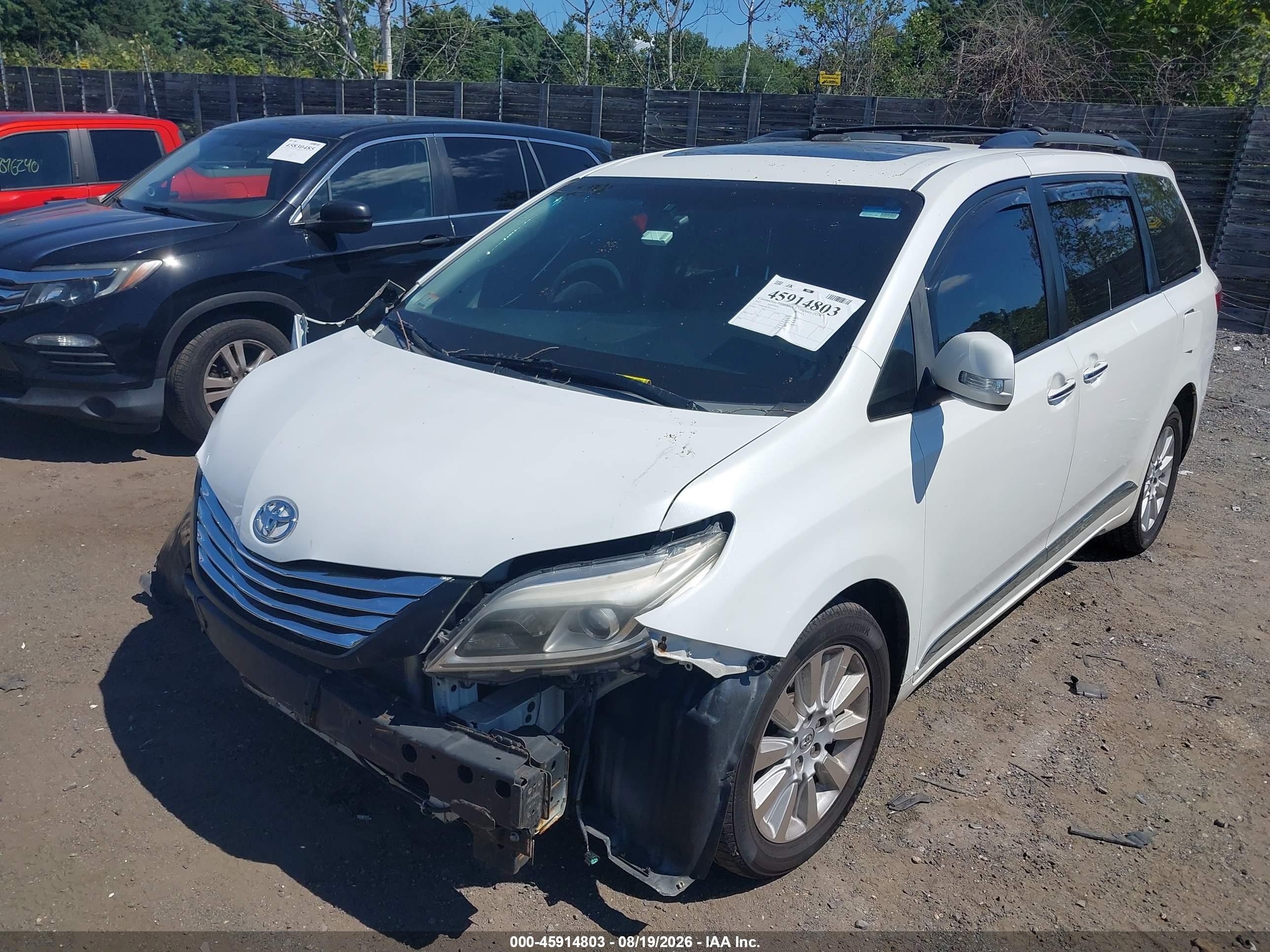 2015 Toyota Sienna Limited Premium 7 Passenger Белый vin: 5TDDK3DC9FS112531