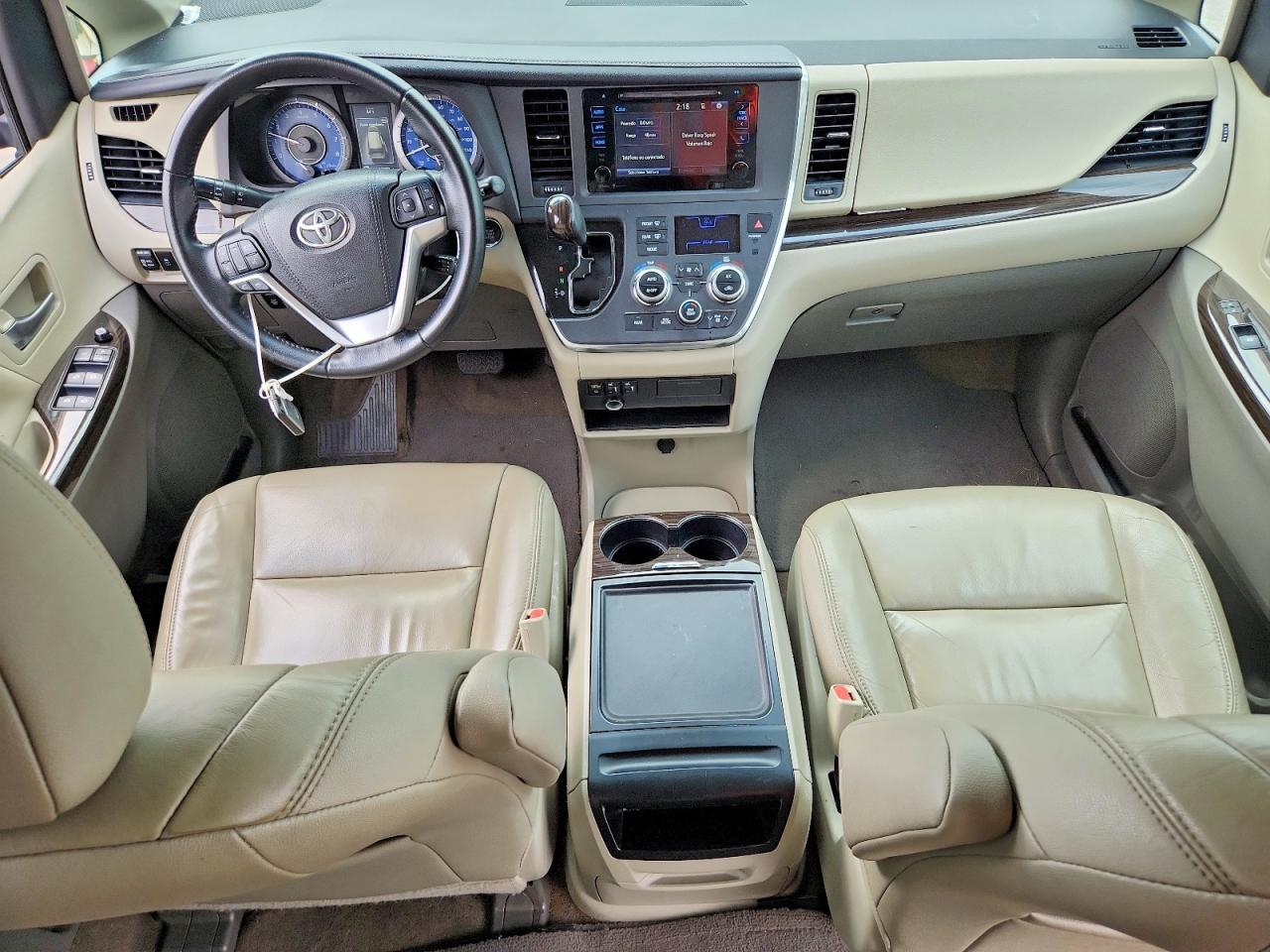 2015 Toyota Sienna Xle 7-passenger Beige vin: 5TDDK3DC9FS121777