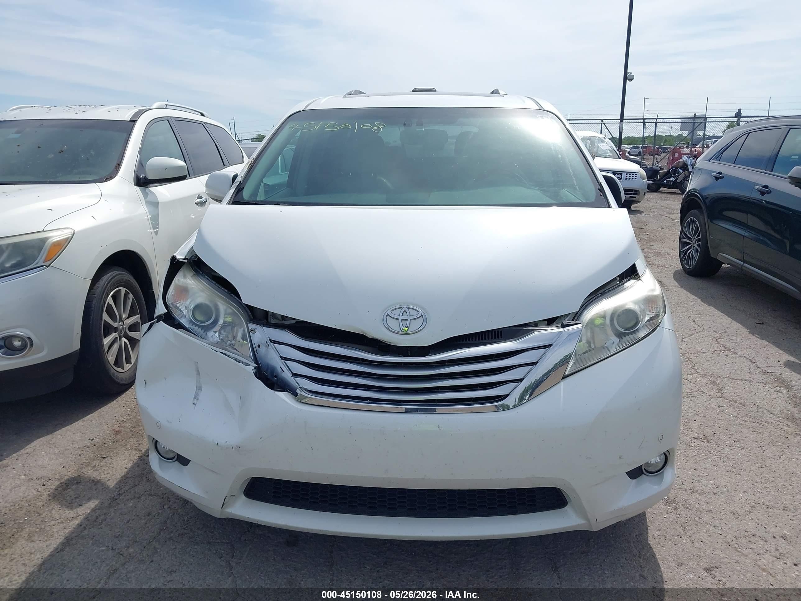 2011 Toyota Sienna Limited Белый vin: 5TDDK3DCXBS005014