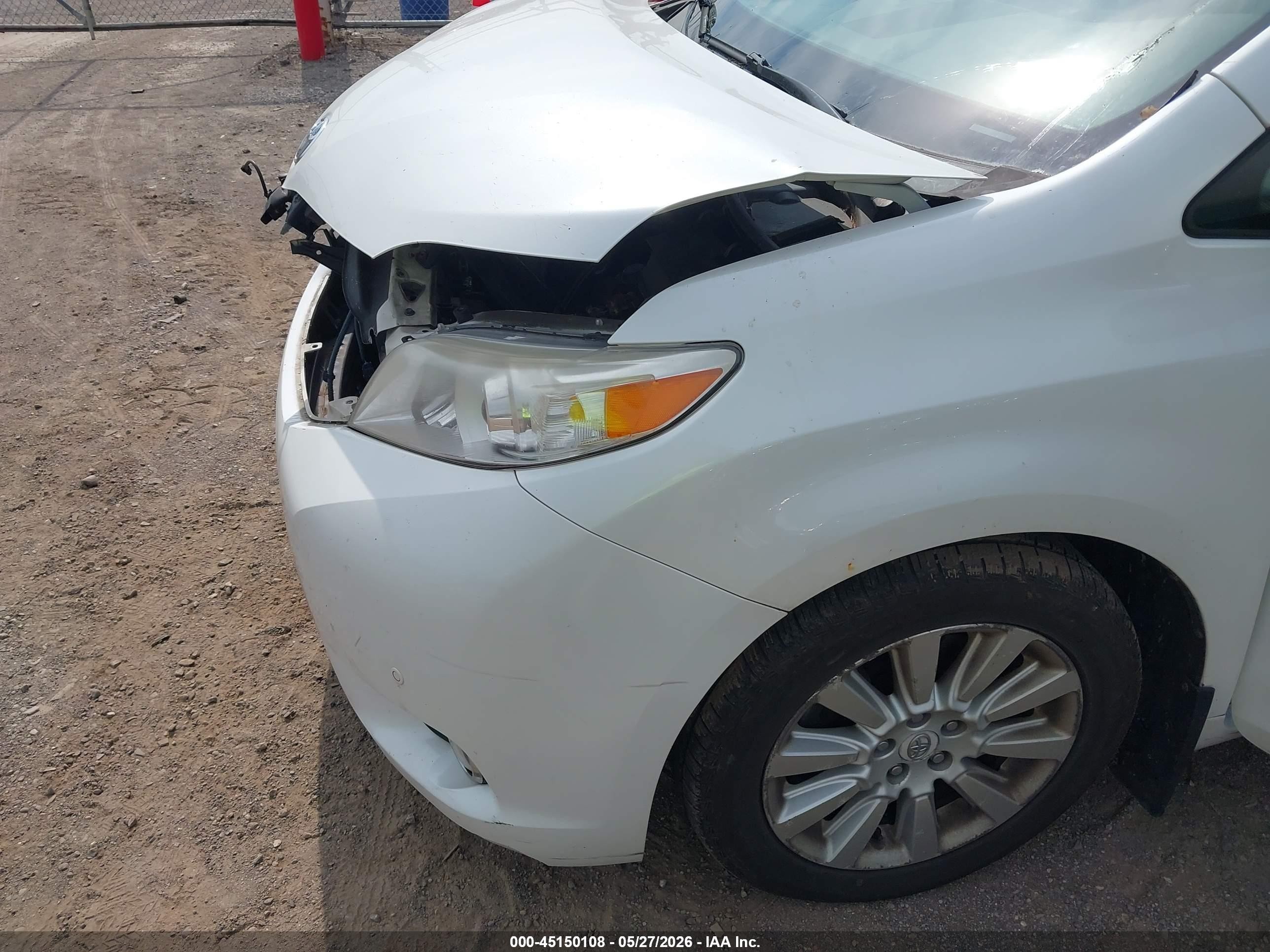 2011 Toyota Sienna Limited Белый vin: 5TDDK3DCXBS005014