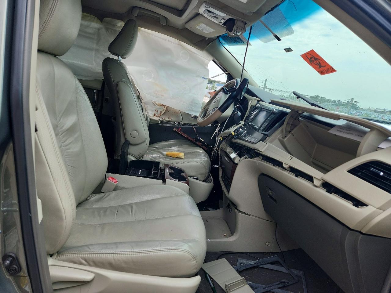 2011 Toyota Sienna Xle 7-passenger Серый vin: 5TDDK3DCXBS005675