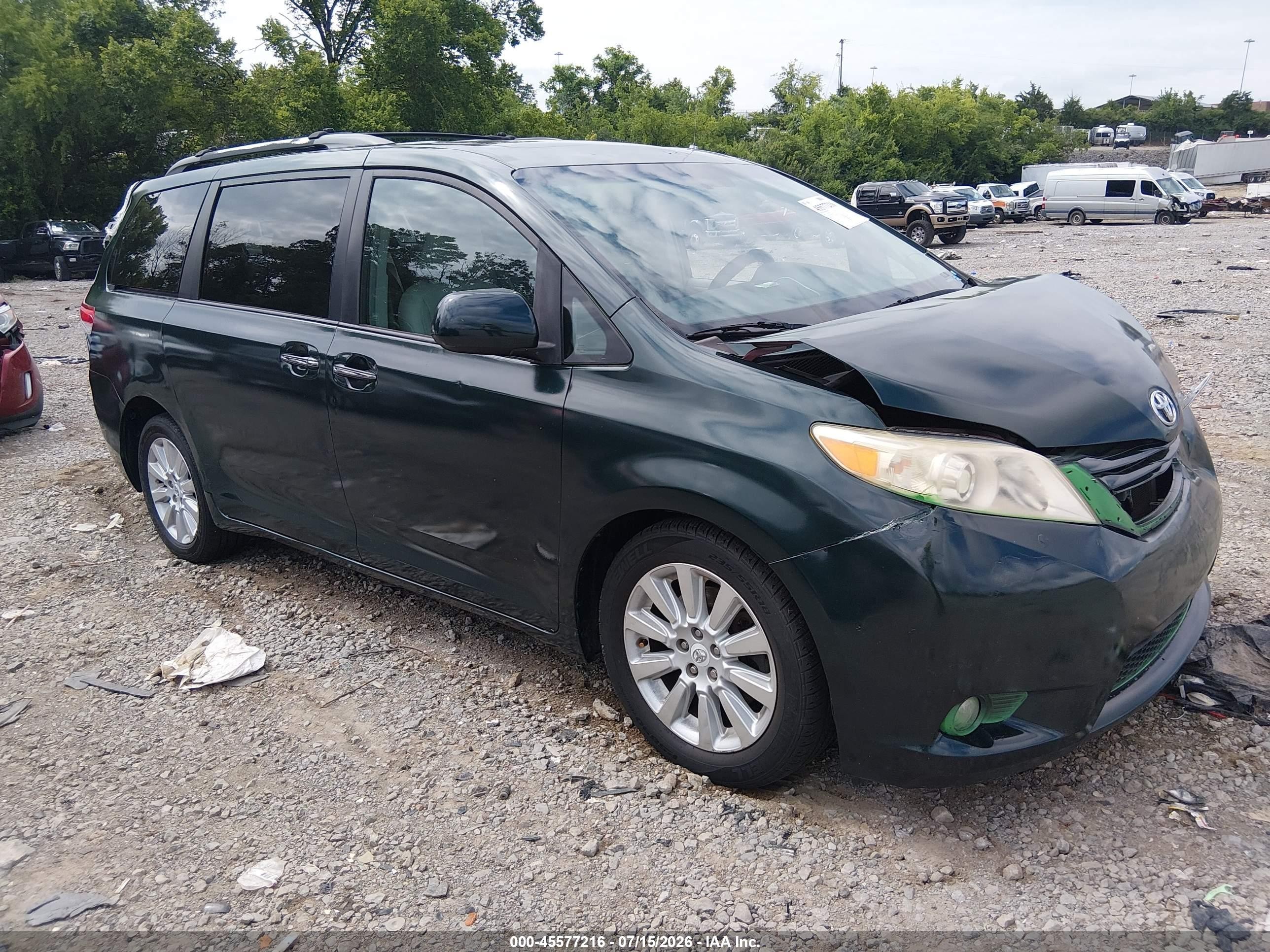 2011 Toyota Sienna Xle Green vin: 5TDDK3DCXBS007331