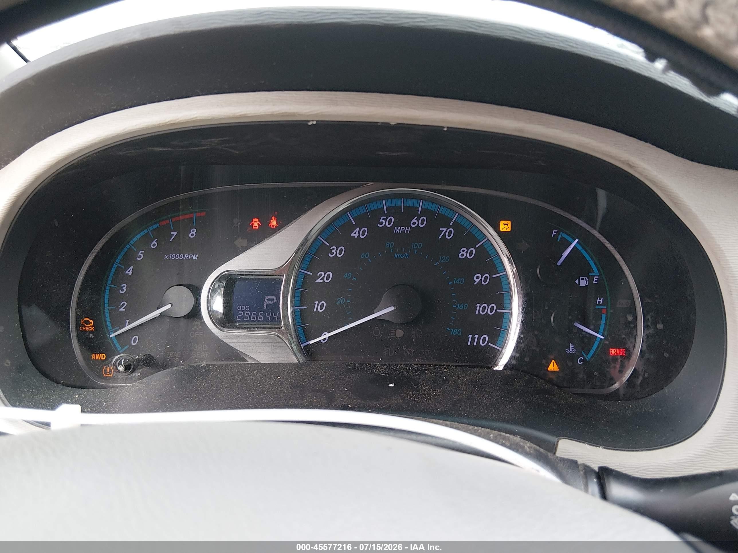 2011 Toyota Sienna Xle Green vin: 5TDDK3DCXBS007331